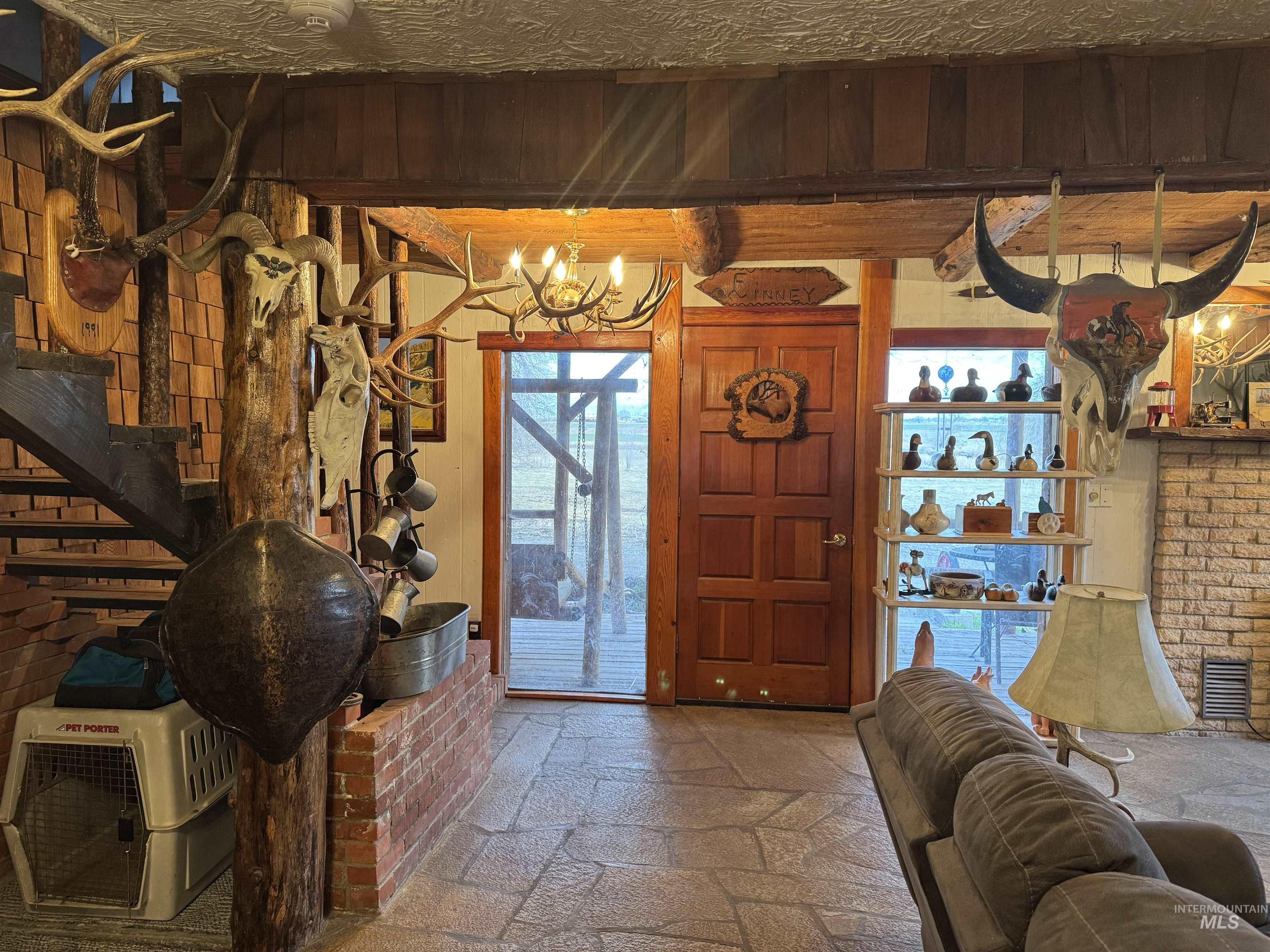 1164 E 4150 N, Buhl, Idaho 83316, 5 Bedrooms, 2 Bathrooms, Farm & Ranch For Sale, Price $999,000,MLS 98973385