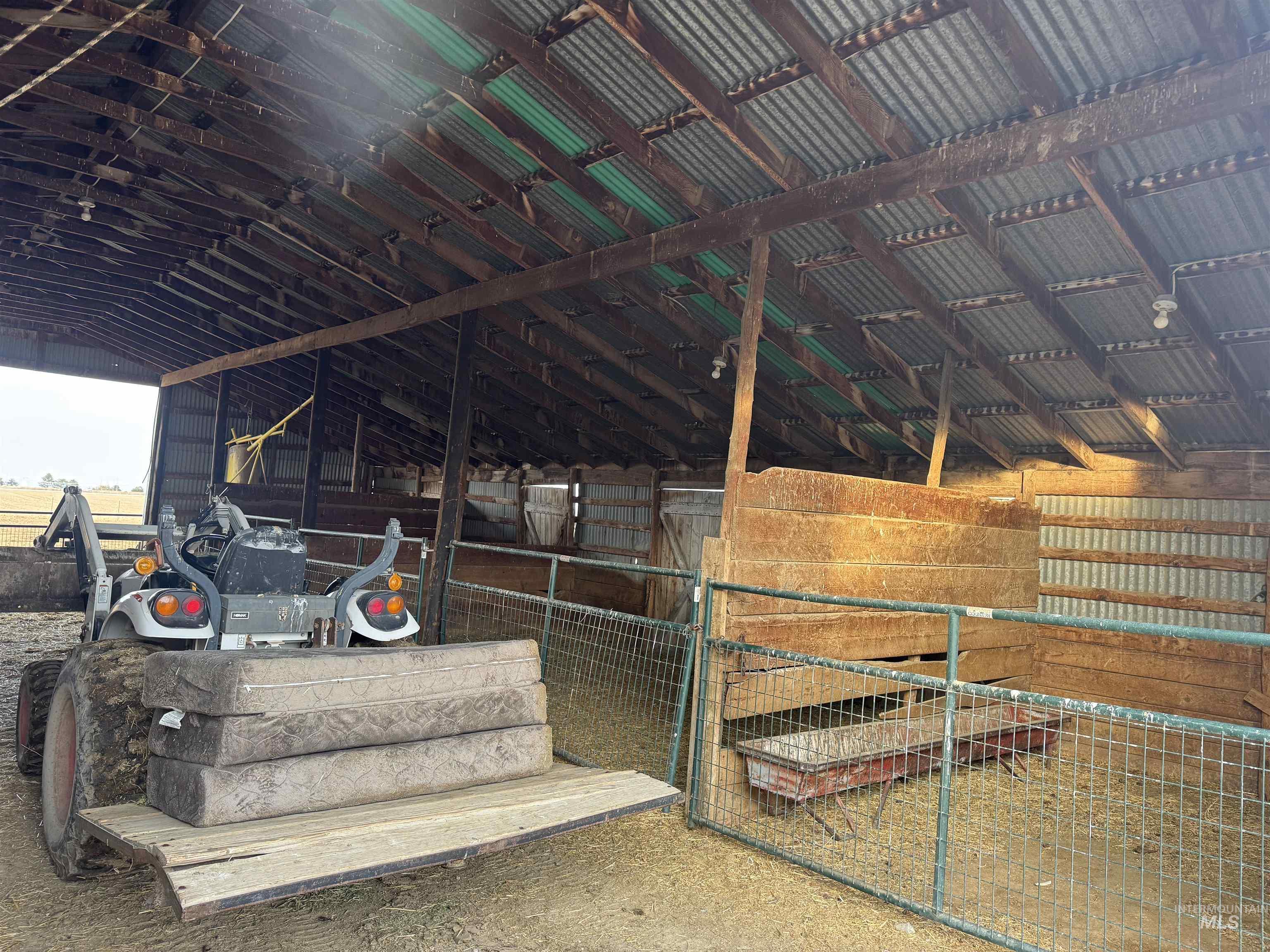 1164 E 4150 N, Buhl, Idaho 83316, 5 Bedrooms, 2 Bathrooms, Residential For Sale, Price $999,000,MLS 98973386