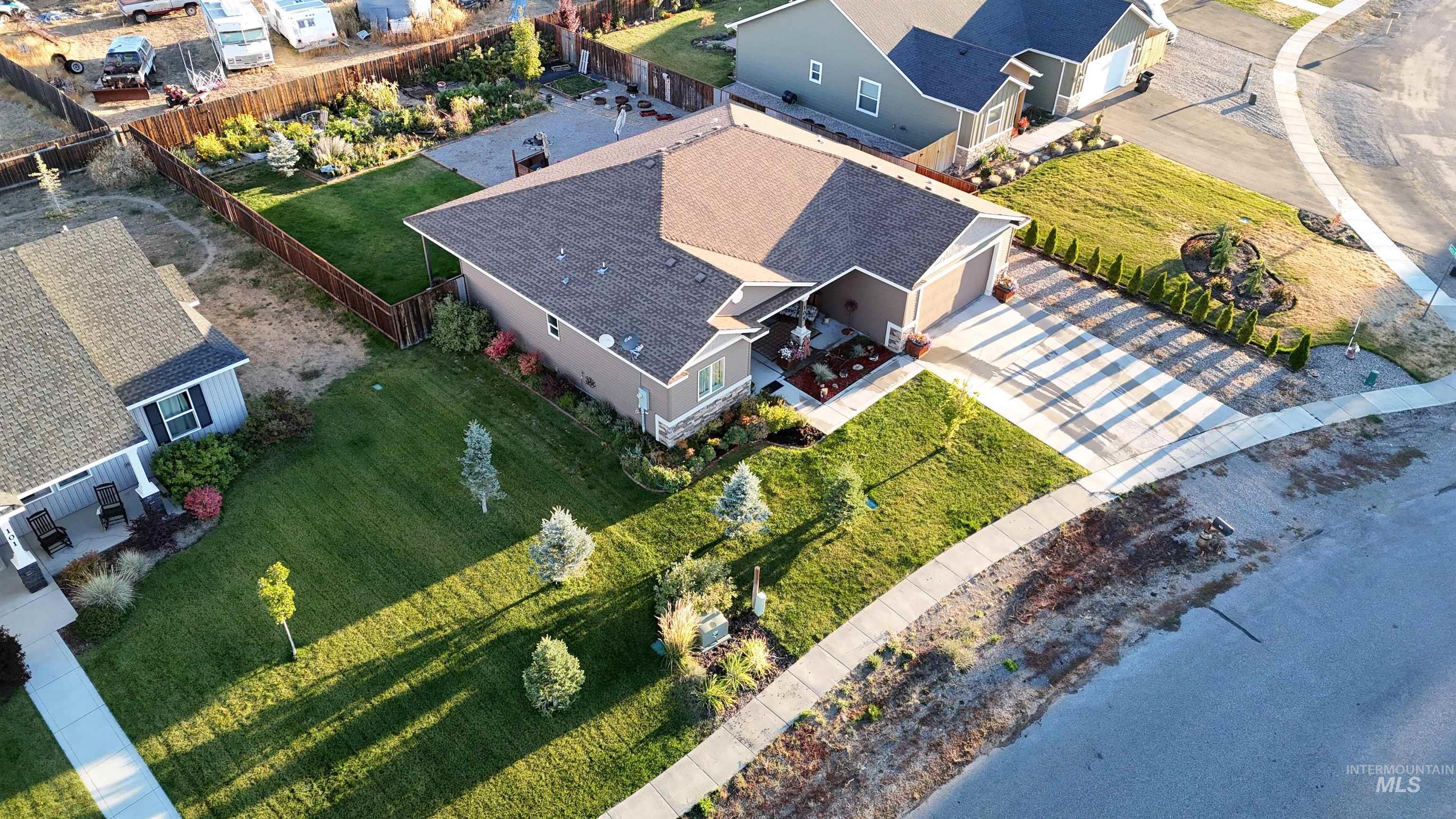 105 Greenfield Way, Carey, Idaho 88820, 3 Bedrooms, 2 Bathrooms, Residential For Sale, Price $509,000,MLS 98973387