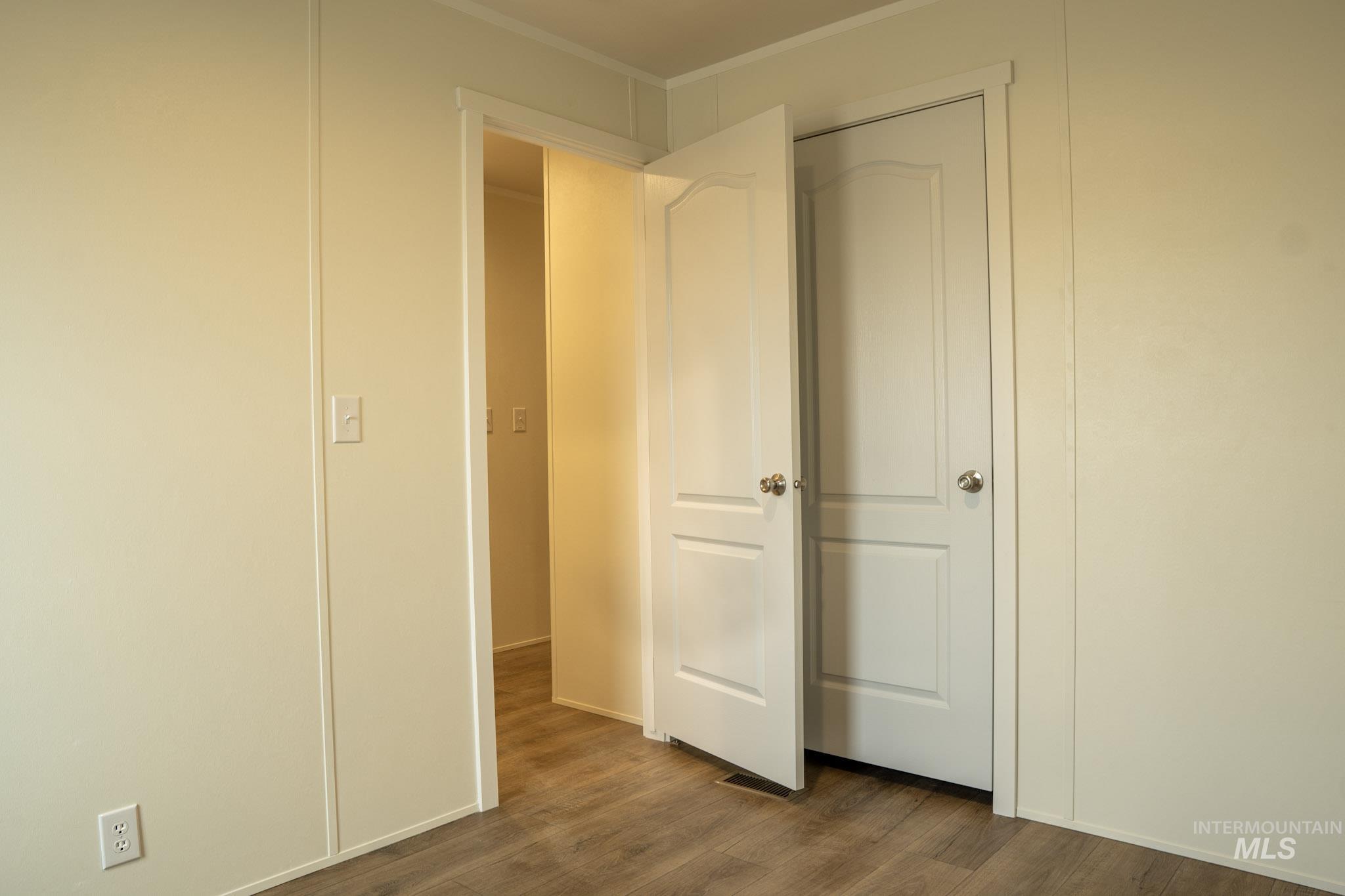 684 SE 10th St, Ontario, Oregon 97914, 3 Bedrooms, 2 Bathrooms, Residential For Sale, Price $125,000, 98973388