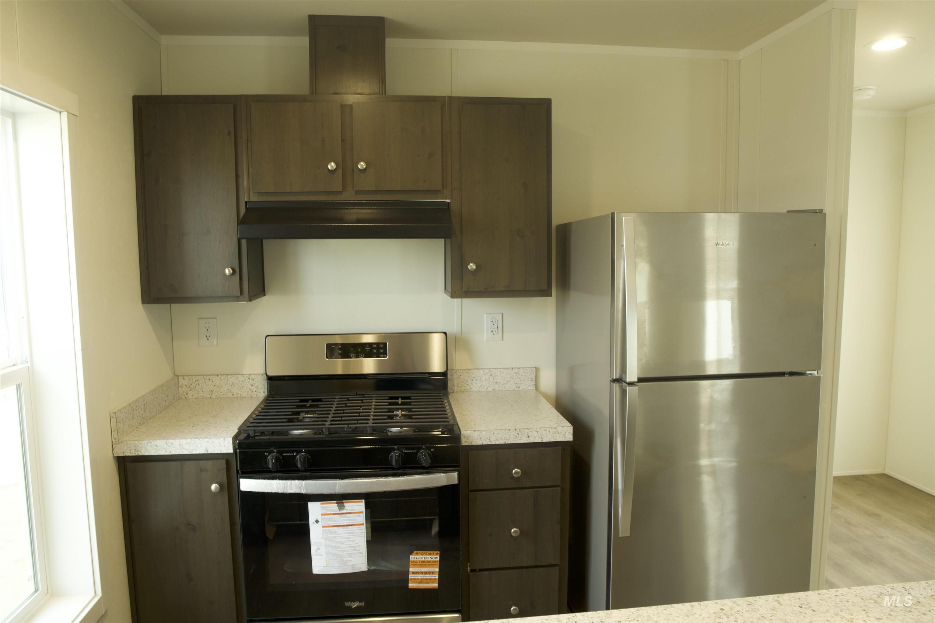 684 SE 10th St, Ontario, Oregon 97914, 3 Bedrooms, 2 Bathrooms, Residential For Sale, Price $125,000,MLS 98973388