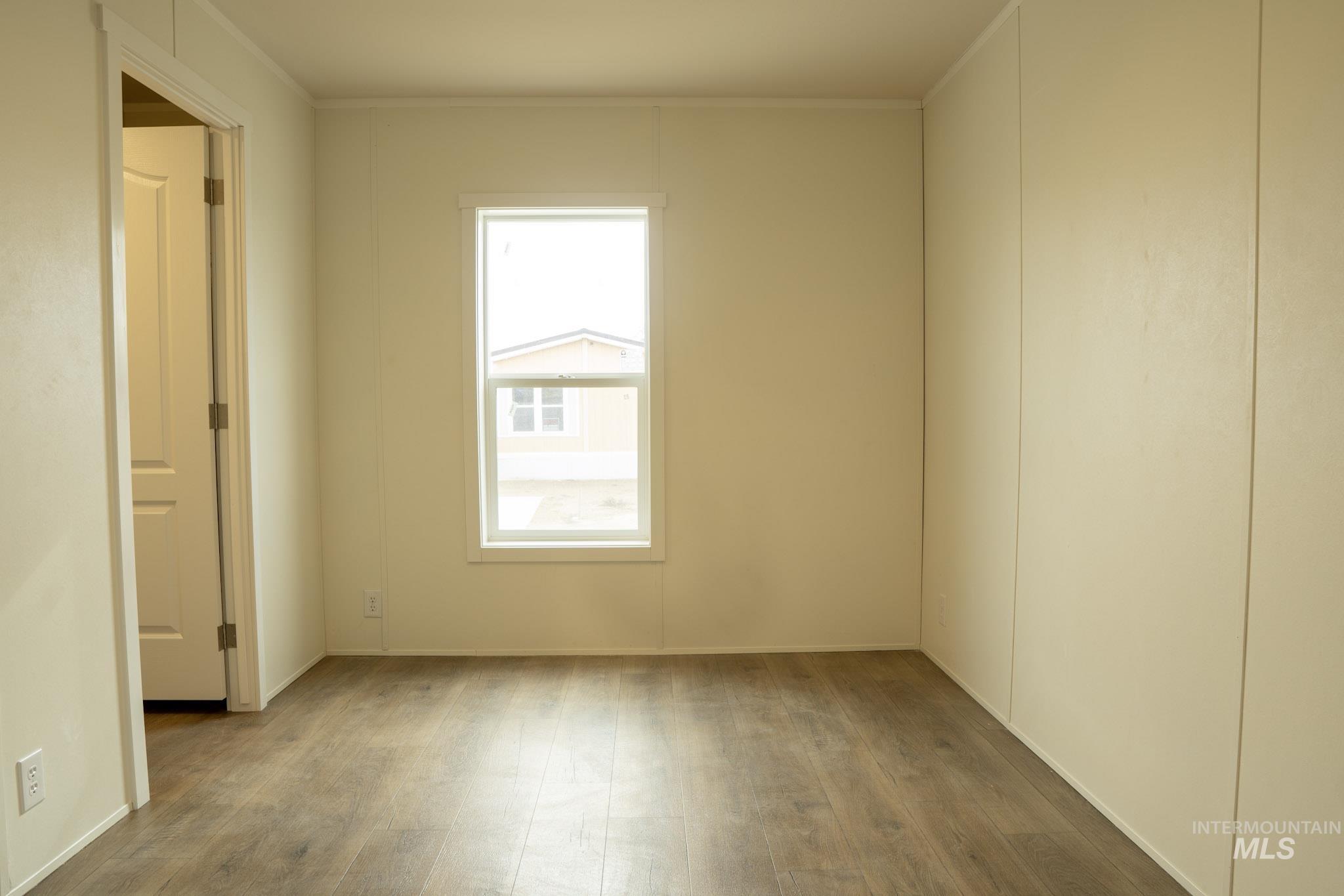 684 SE 10th St, Ontario, Oregon 97914, 3 Bedrooms, 2 Bathrooms, Residential For Sale, Price $125,000, 98973388