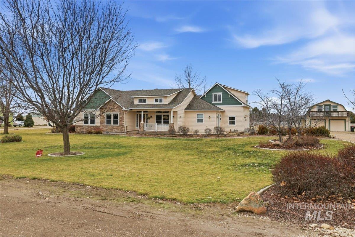 24331 Cowboy Lane, Middleton, Idaho 83644, 3 Bedrooms, 2.5 Bathrooms, Residential For Sale, Price $1,100,000, 98973389