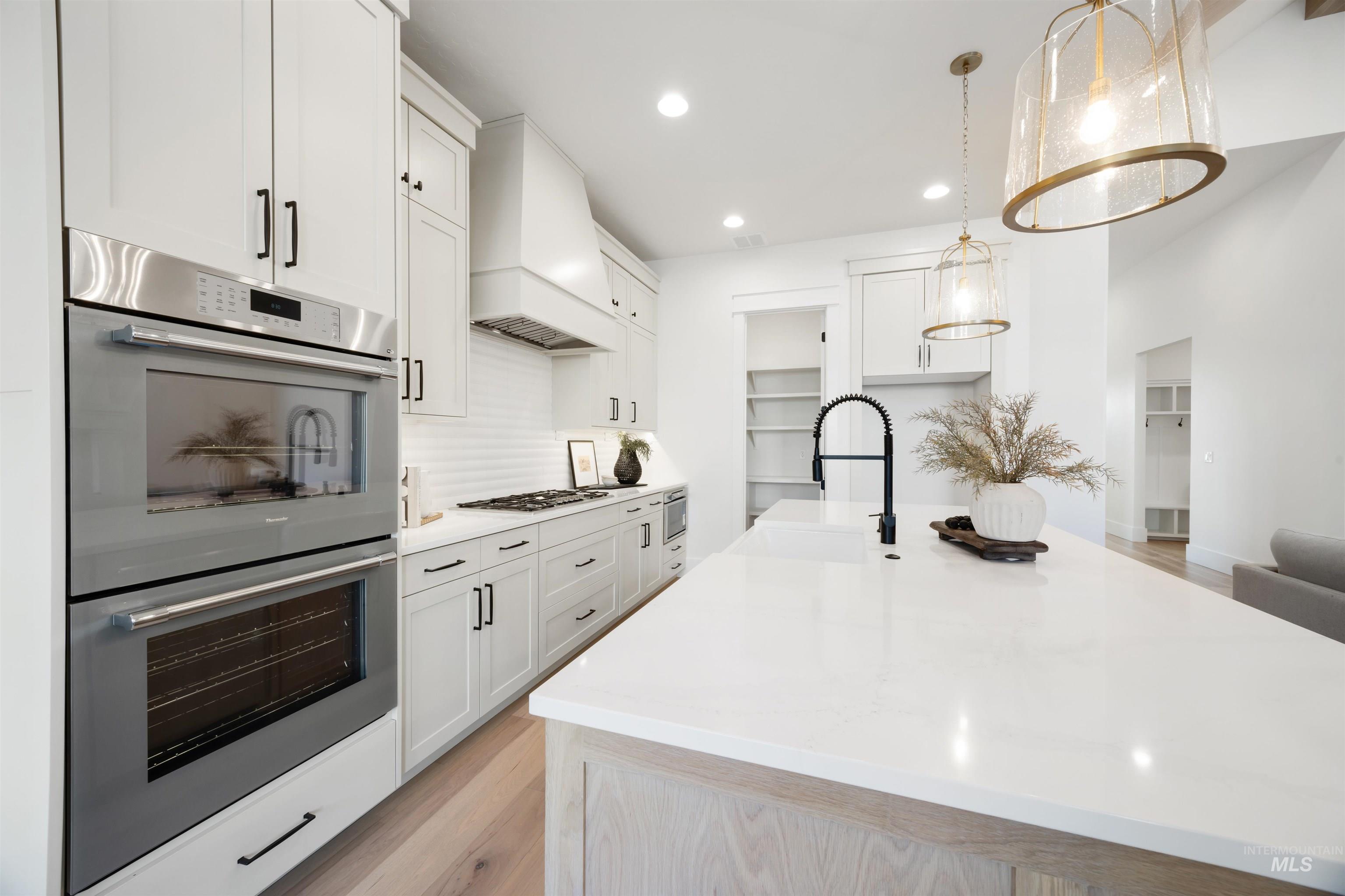 1034 E Escalation St, Meridian, Idaho 83642, 3 Bedrooms, 2.5 Bathrooms, Residential For Sale, Price $679,777, 98973390