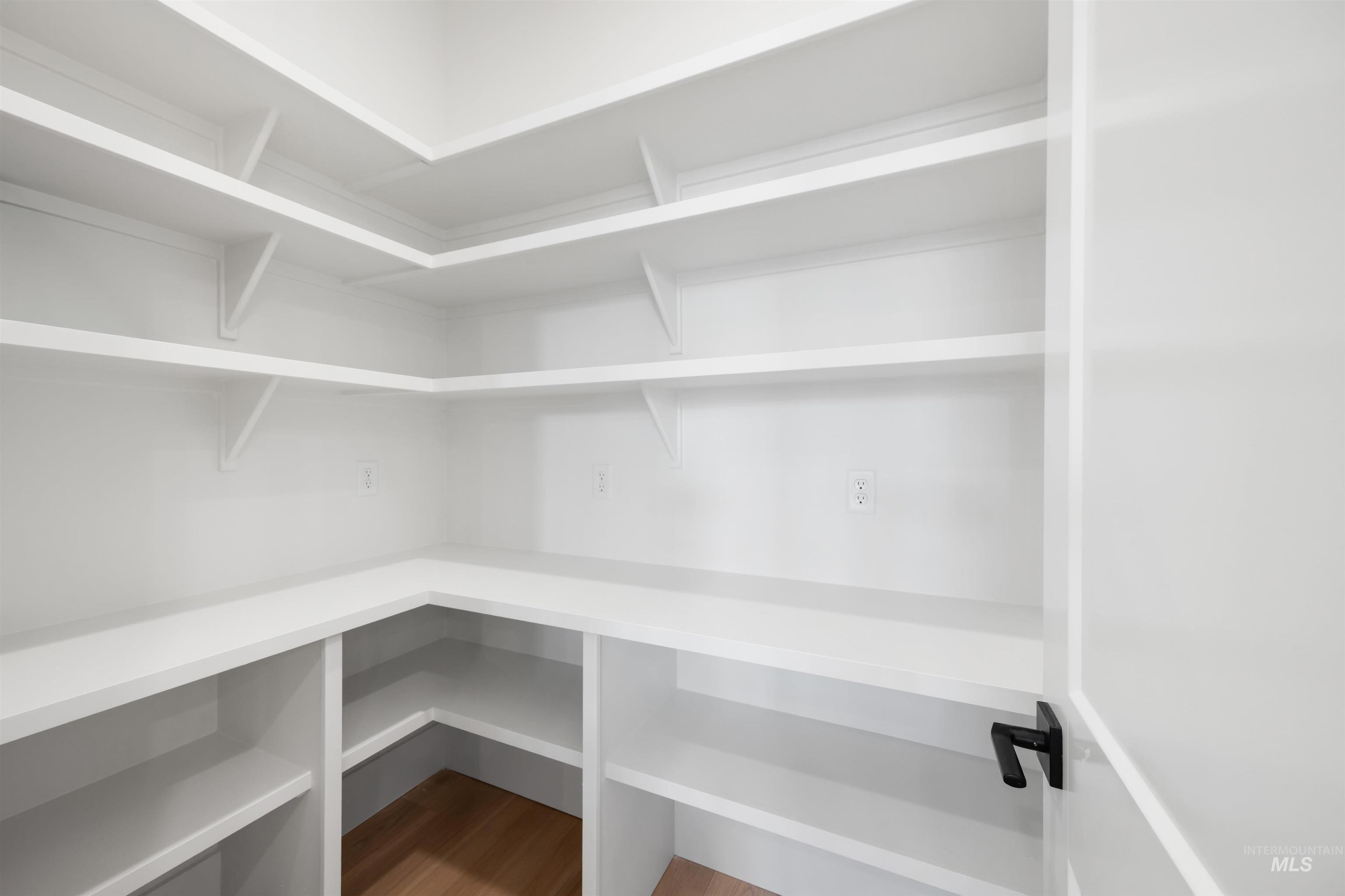 1034 E Escalation St, Meridian, Idaho 83642, 3 Bedrooms, 2.5 Bathrooms, Residential For Sale, Price $679,777, 98973390