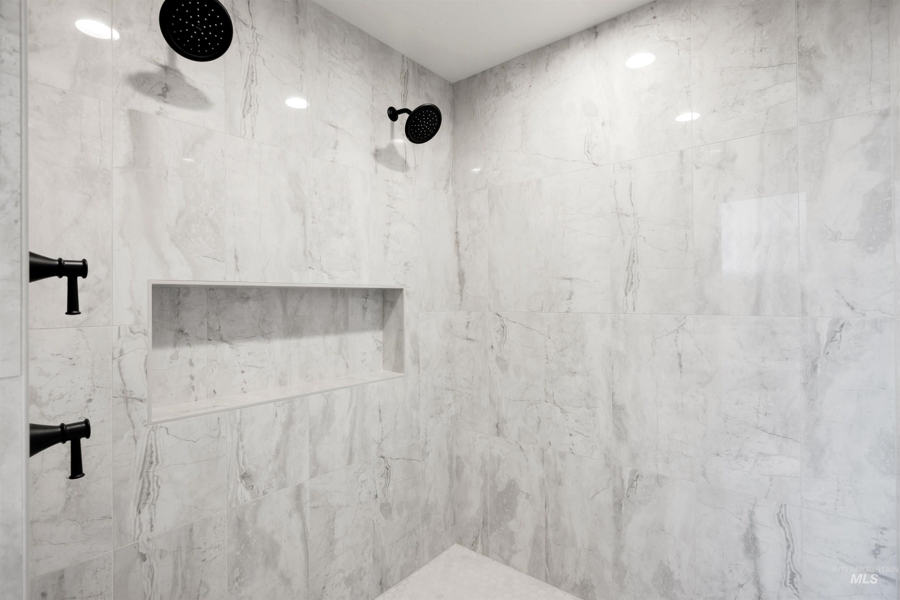 1034 E Escalation St, Meridian, Idaho 83642, 3 Bedrooms, 2.5 Bathrooms, Residential For Sale, Price $679,777,MLS 98973390