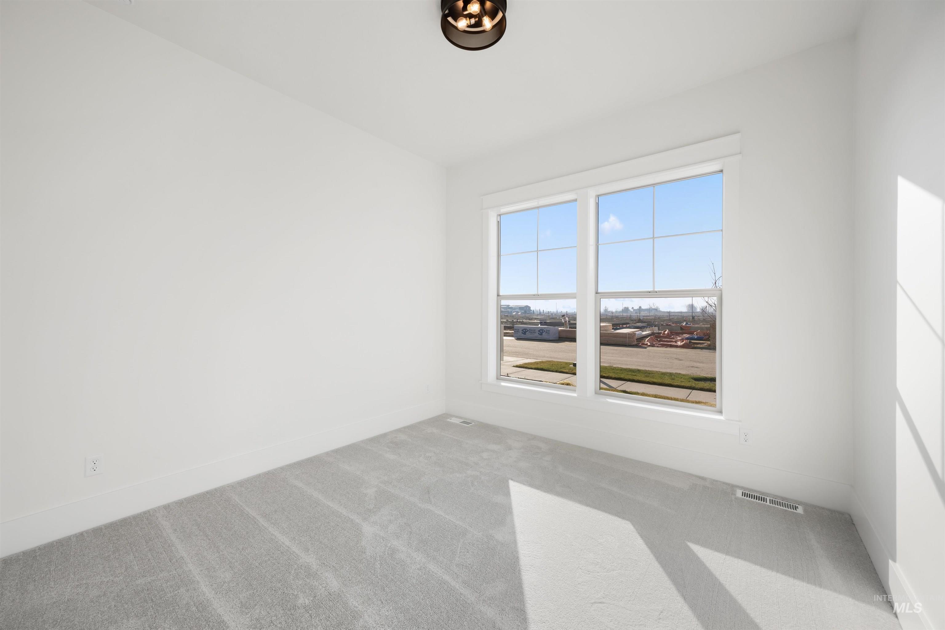 1034 E Escalation St, Meridian, Idaho 83642, 3 Bedrooms, 2.5 Bathrooms, Residential For Sale, Price $679,777, 98973390