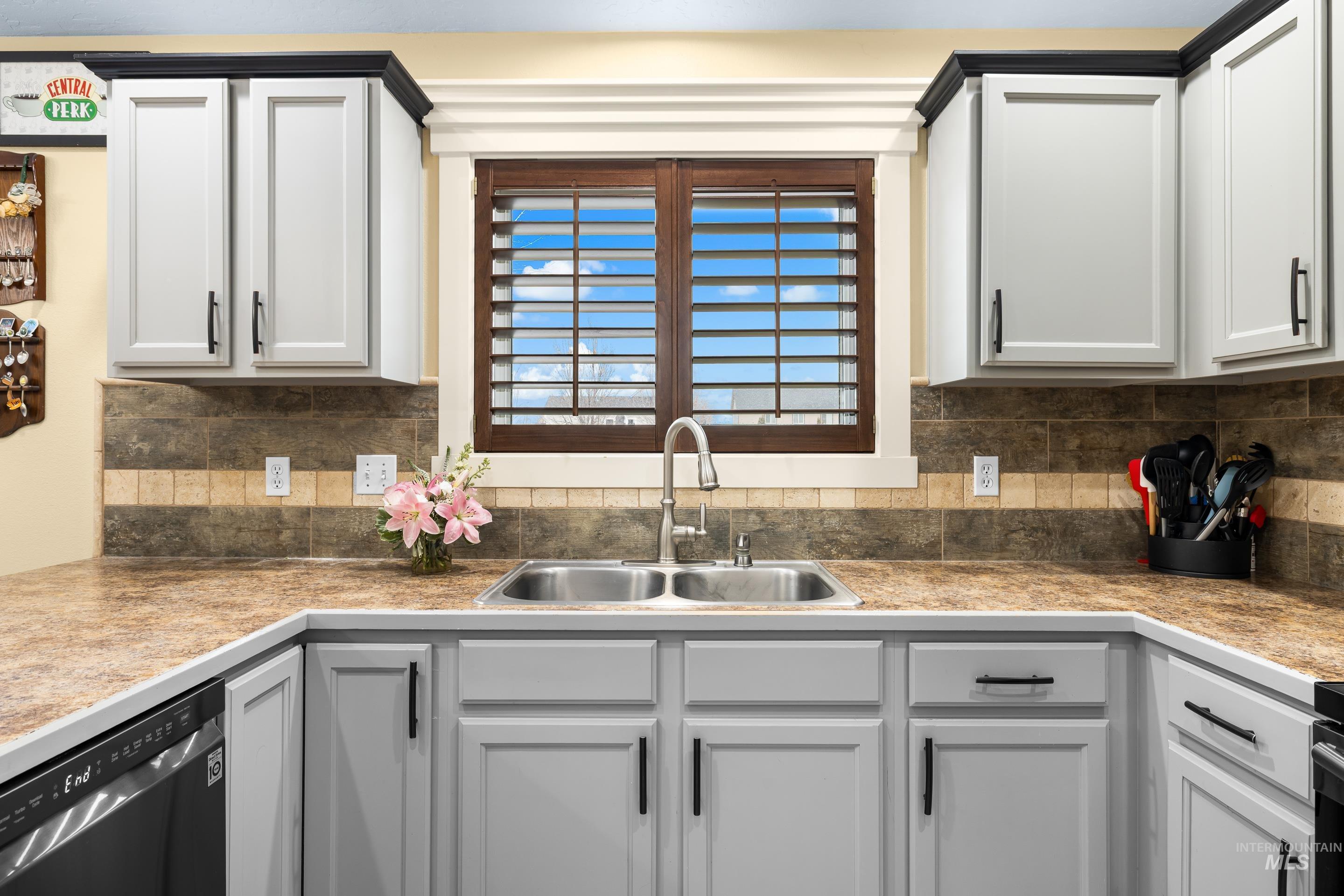 5150 W McMurtrey St, Meridian, Idaho 83646, 4 Bedrooms, 3 Bathrooms, Residential For Sale, Price $599,900,MLS 98973391