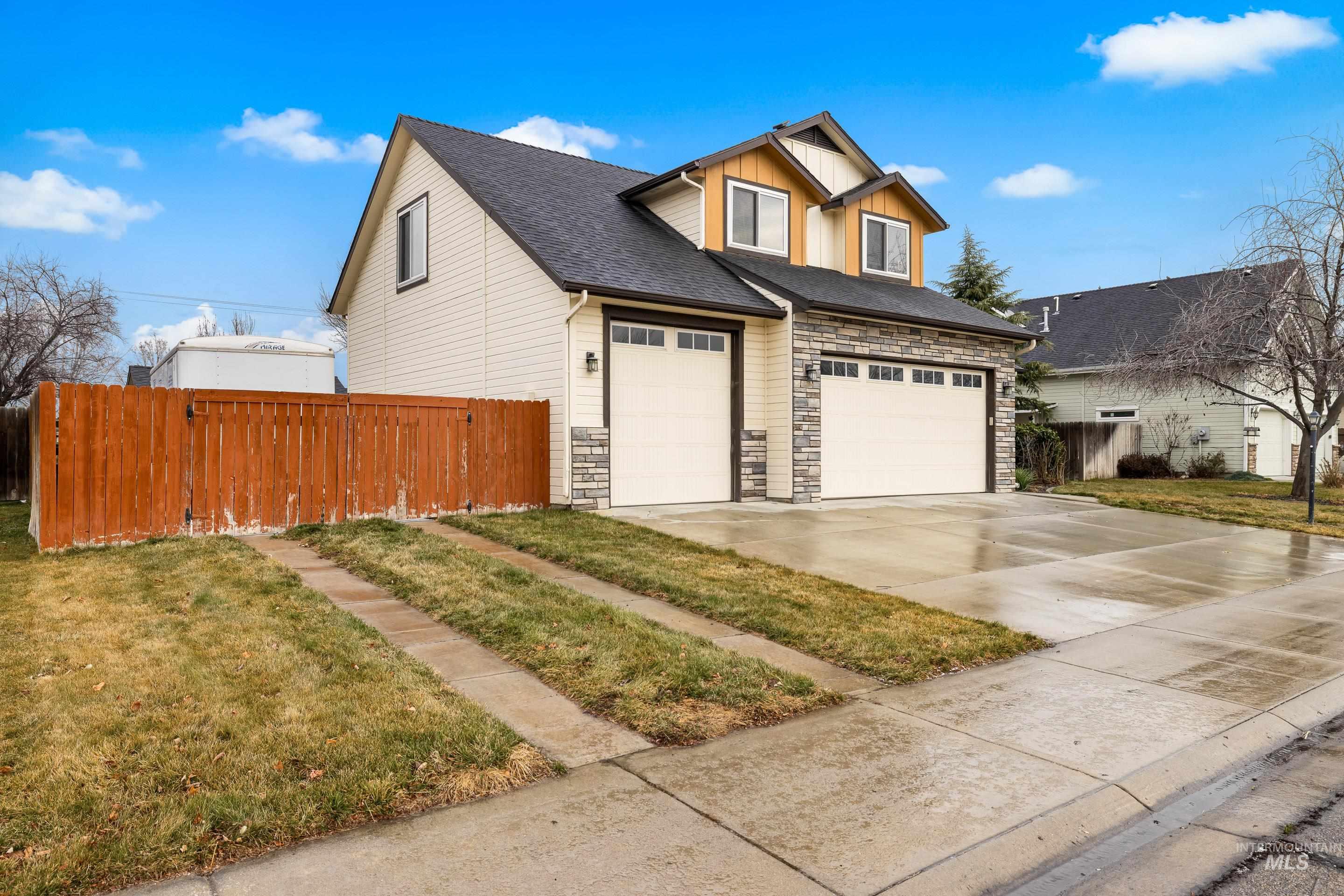 5150 W McMurtrey St, Meridian, Idaho 83646, 4 Bedrooms, 3 Bathrooms, Residential For Sale, Price $599,900,MLS 98973391