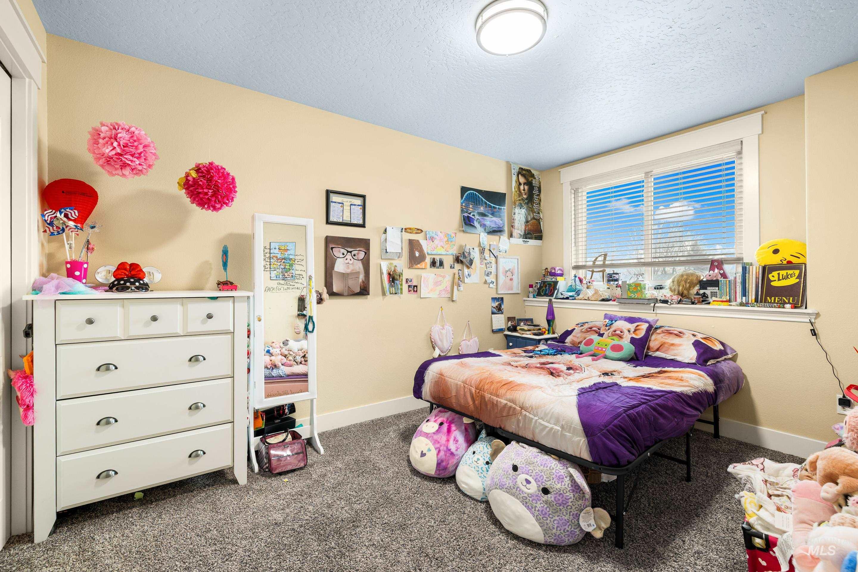 5150 W McMurtrey St, Meridian, Idaho 83646, 4 Bedrooms, 3 Bathrooms, Residential For Sale, Price $599,900,MLS 98973391