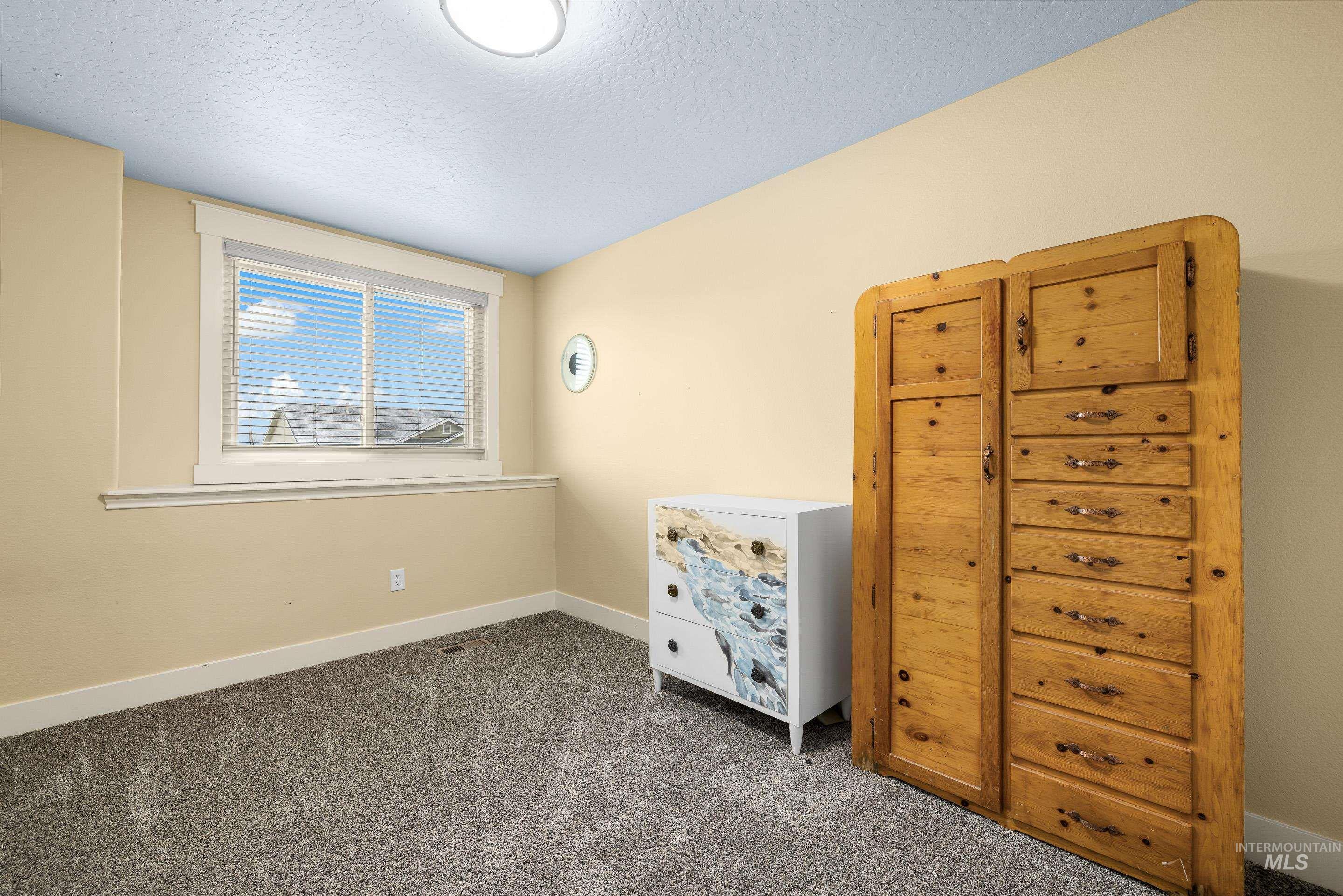 5150 W McMurtrey St, Meridian, Idaho 83646, 4 Bedrooms, 3 Bathrooms, Residential For Sale, Price $599,900,MLS 98973391