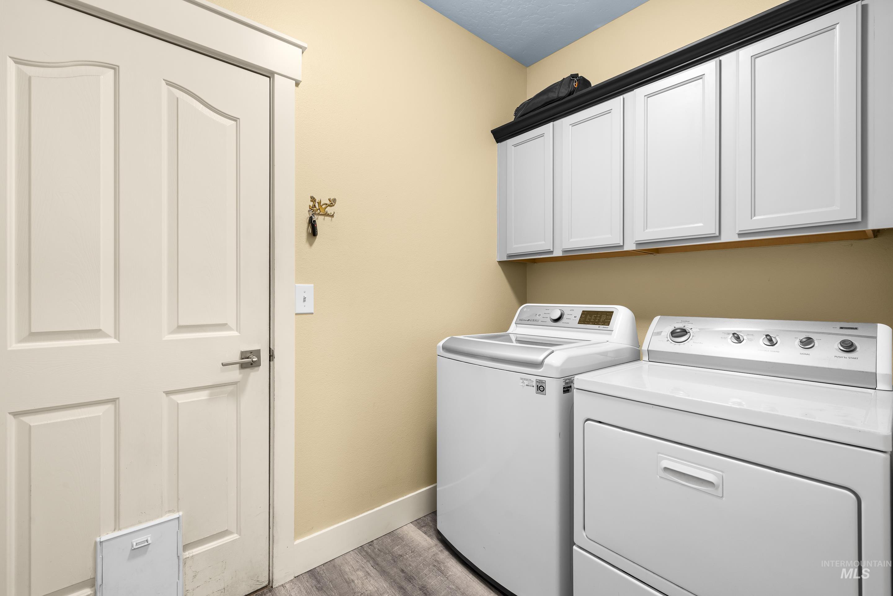 5150 W McMurtrey St, Meridian, Idaho 83646, 4 Bedrooms, 3 Bathrooms, Residential For Sale, Price $599,900,MLS 98973391