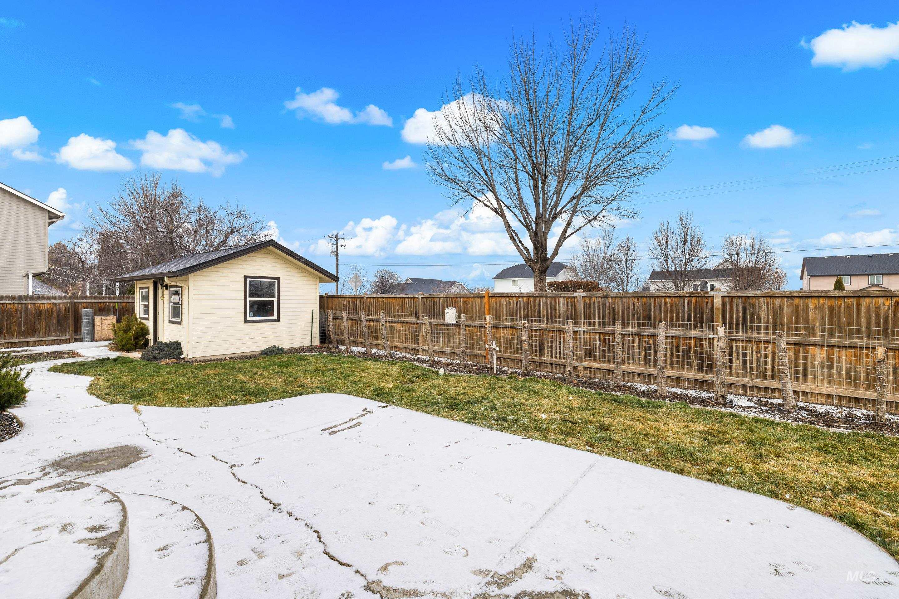 5150 W McMurtrey St, Meridian, Idaho 83646, 4 Bedrooms, 3 Bathrooms, Residential For Sale, Price $599,900,MLS 98973391