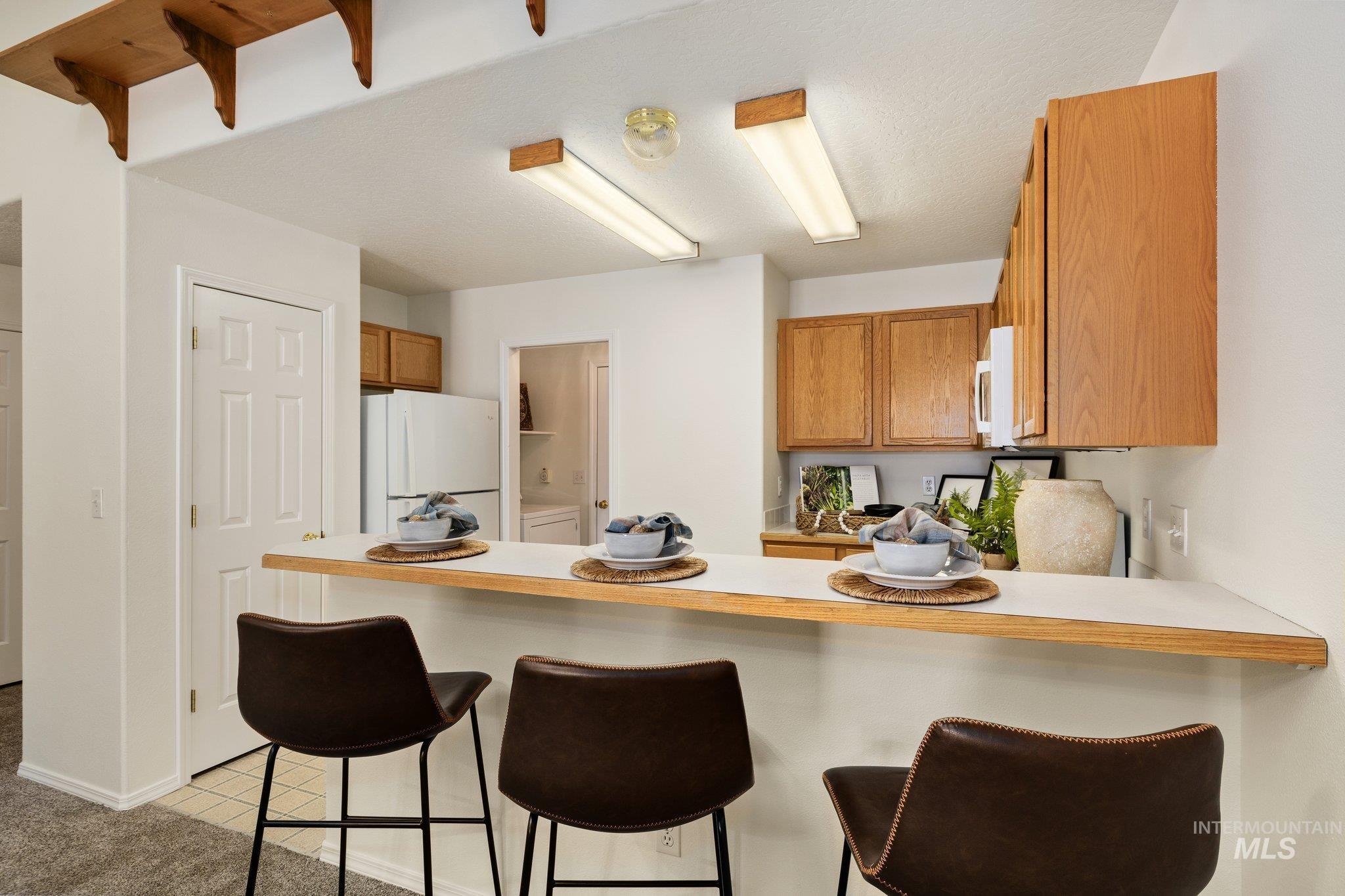 2900 S Ladera Pl, Boise, Idaho 83705, 3 Bedrooms, 2 Bathrooms, Residential For Sale, Price $374,000,MLS 98973392