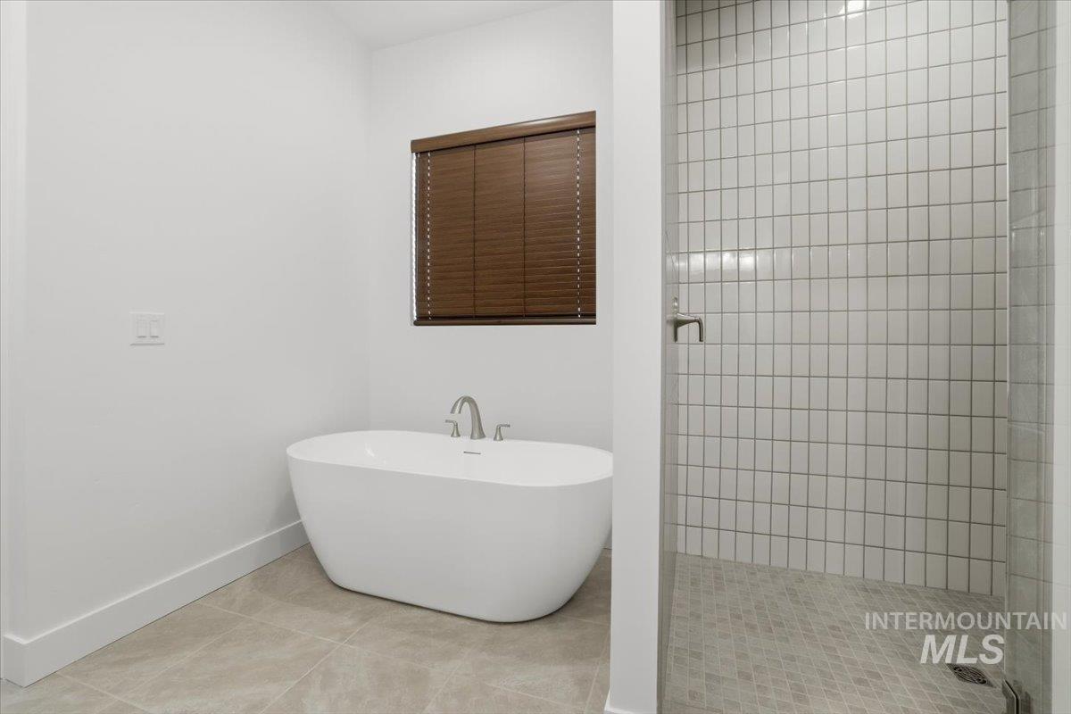 12529 S Lenora Pl, Nampa, Idaho 83686, 3 Bedrooms, 3.5 Bathrooms, Residential For Sale, Price $720,000,MLS 98973393