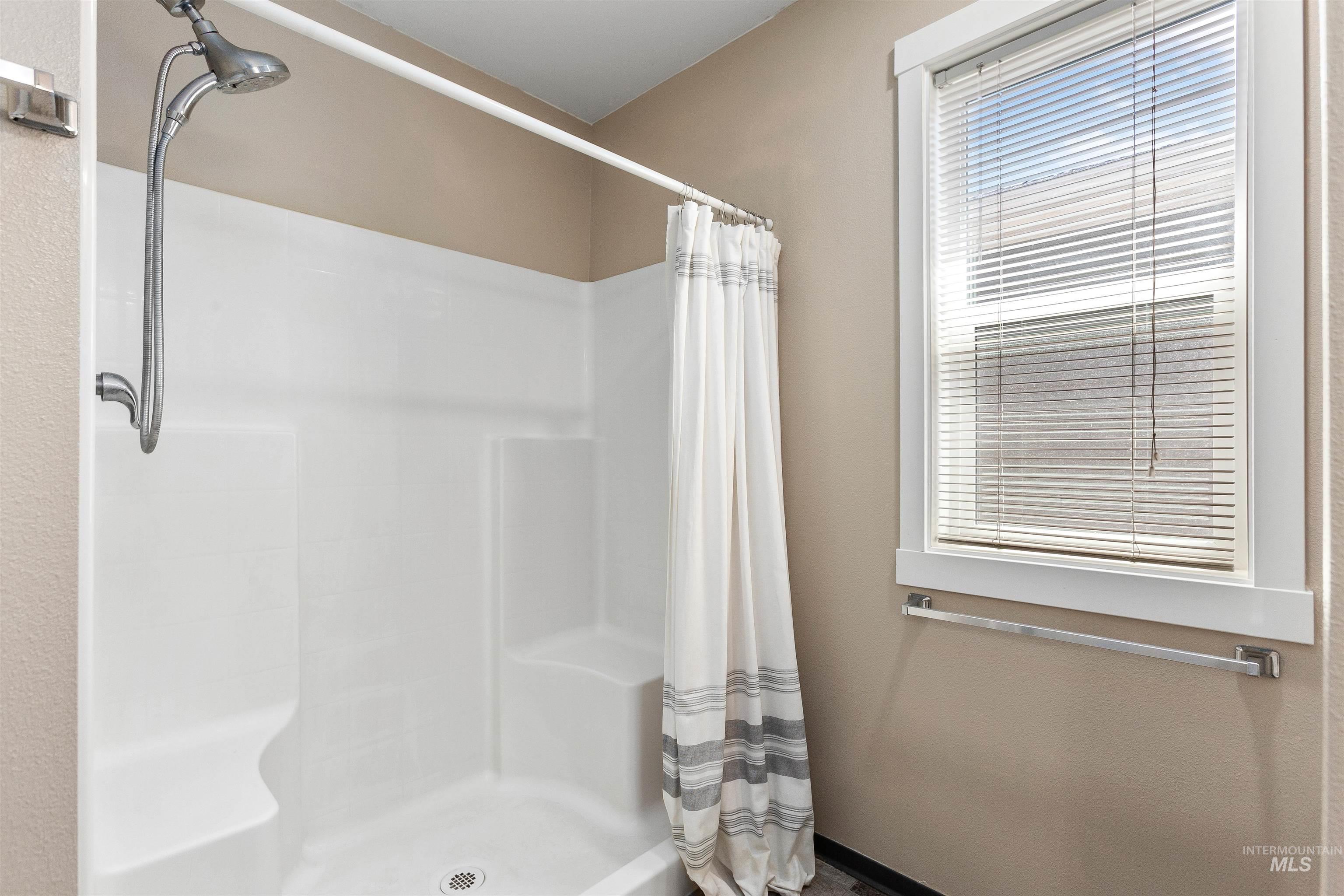 1162 Tiempo Dr, Moscow, Idaho 83843, 3 Bedrooms, 2.5 Bathrooms, Residential For Sale, Price $389,000,MLS 98973395