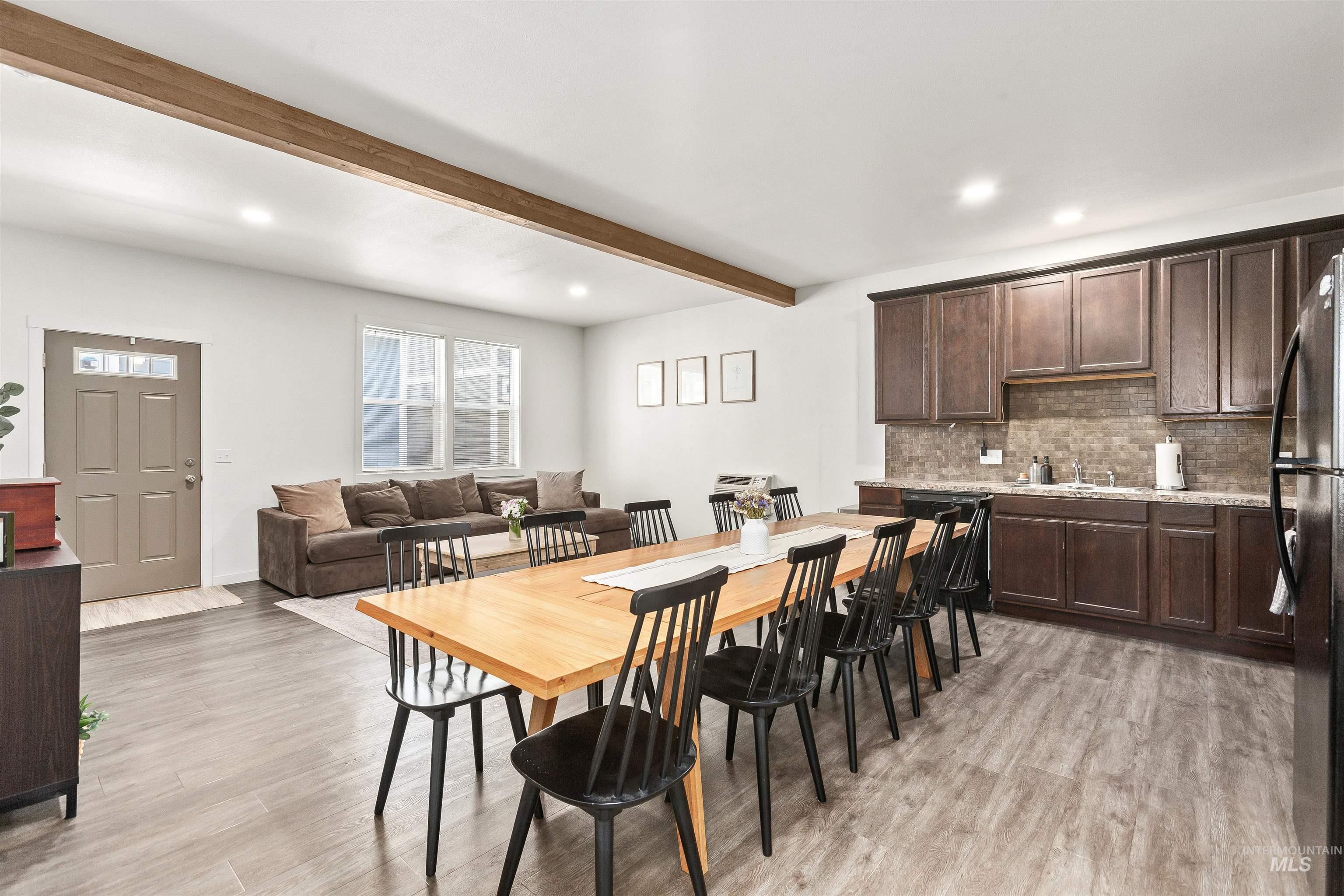 1162 Tiempo Dr, Moscow, Idaho 83843, 3 Bedrooms, 2.5 Bathrooms, Residential For Sale, Price $389,000,MLS 98973395