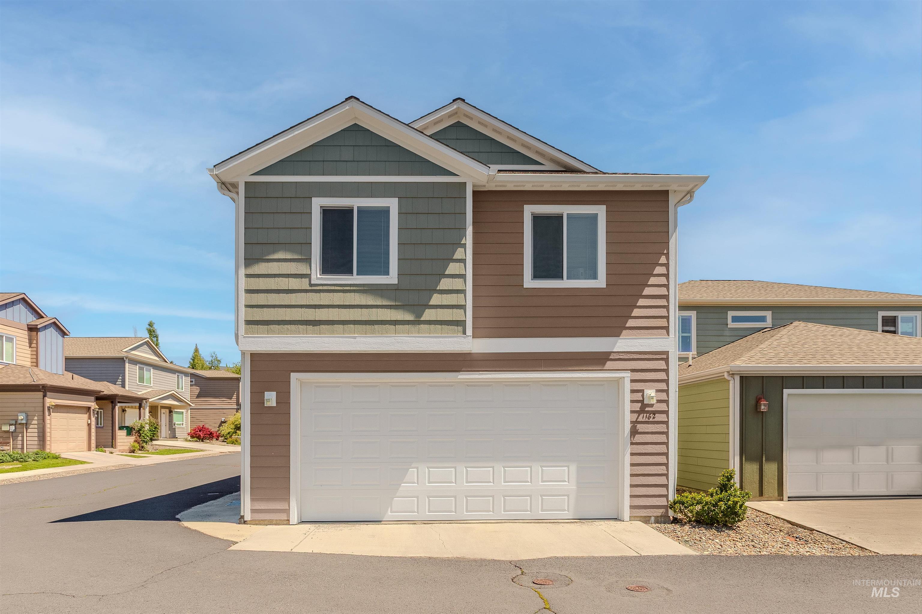 1162 Tiempo Dr, Moscow, Idaho 83843, 3 Bedrooms, 2.5 Bathrooms, Residential For Sale, Price $389,000,MLS 98973395