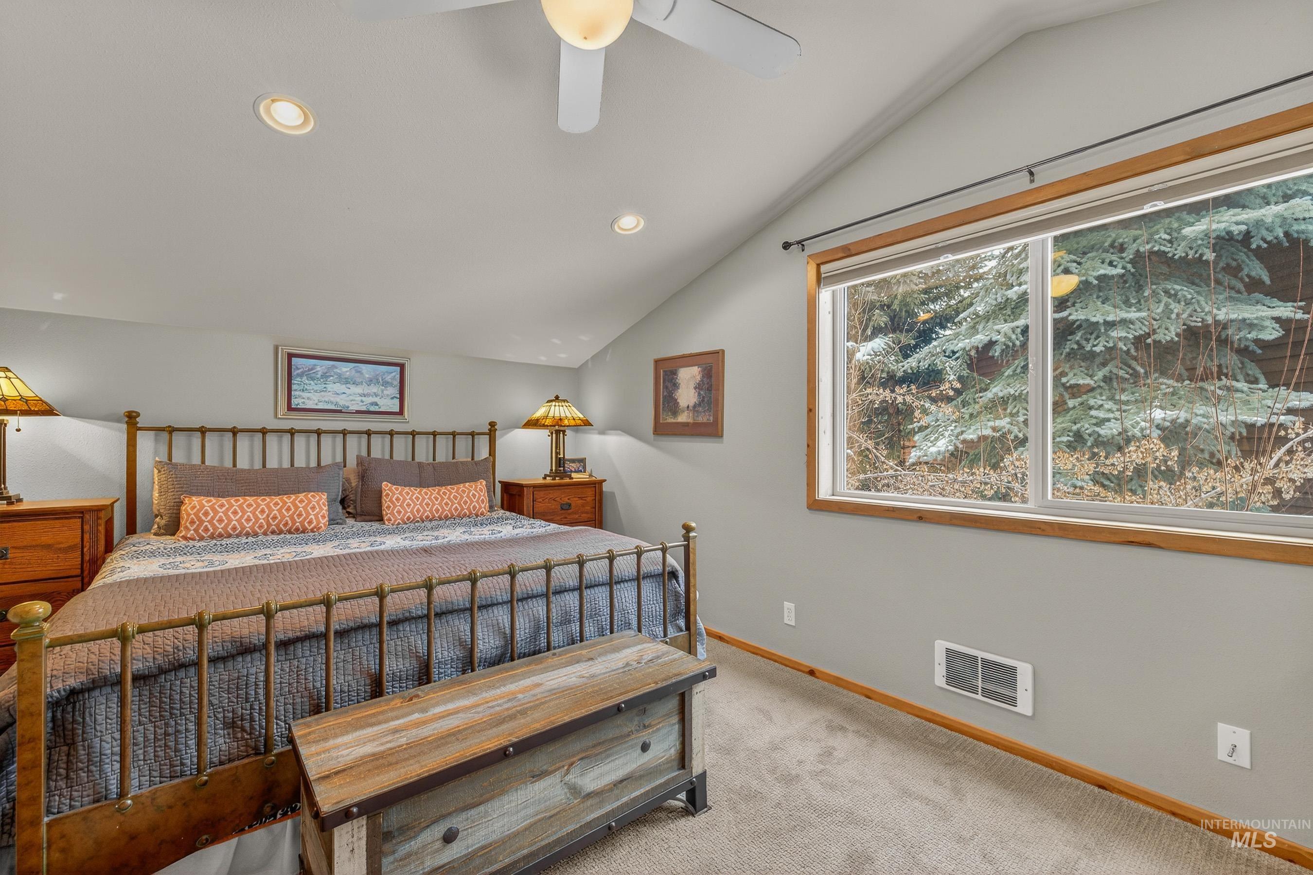 943 Cottage Court, McCall, Idaho 83638, 2 Bedrooms, 2 Bathrooms, Residential For Sale, Price $635,000,MLS 98973397