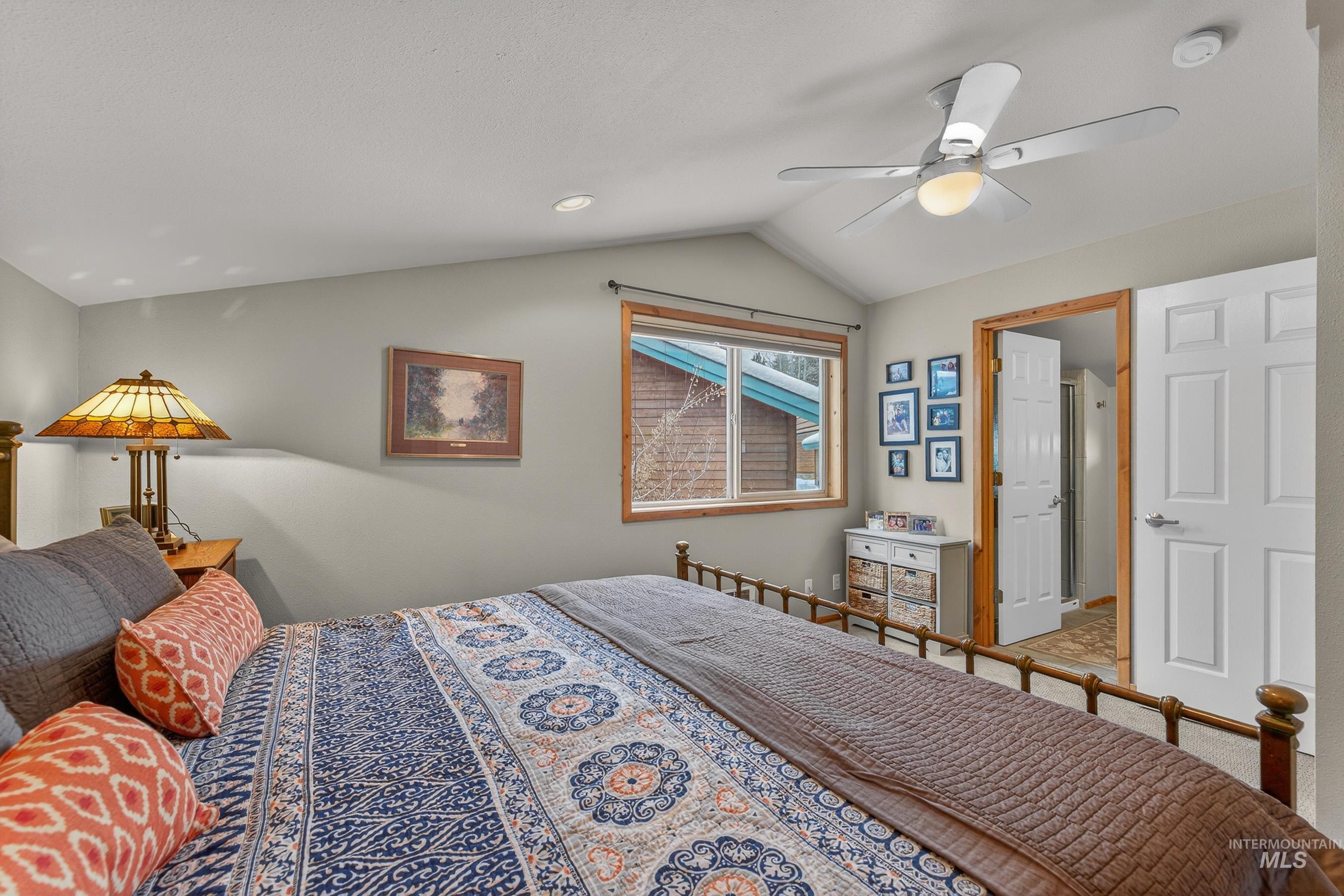 943 Cottage Court, McCall, Idaho 83638, 2 Bedrooms, 2 Bathrooms, Residential For Sale, Price $635,000,MLS 98973397