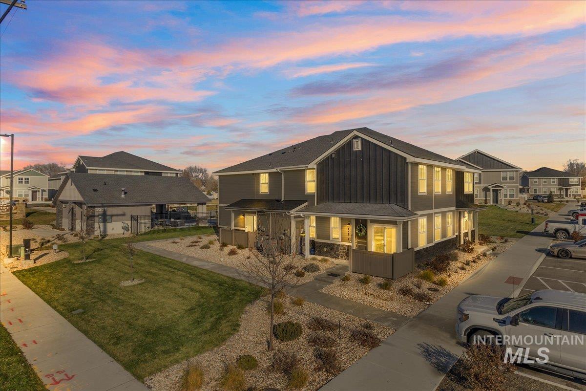 2329 E Spice Loop Unit 1, Nampa, Idaho 83687, 3 Bedrooms, 3 Bathrooms, Residential For Sale, Price $320,000, 98973398