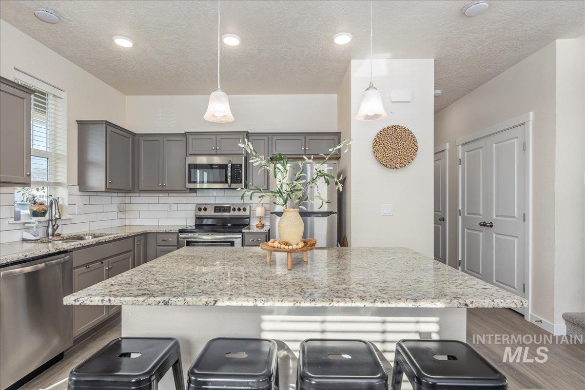 2329 E Spice Loop, Nampa, Idaho 83687, 3 Bedrooms, 3 Bathrooms, Residential For Sale, Price $335,000,MLS 98973398