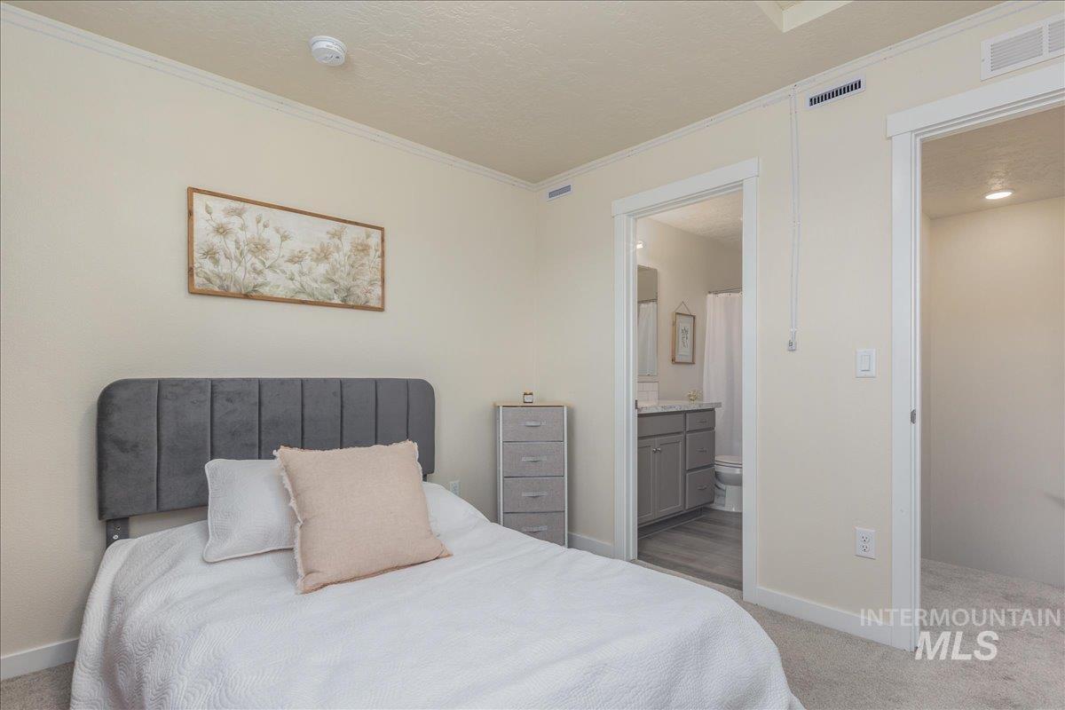 2329 E Spice Loop, Nampa, Idaho 83687, 3 Bedrooms, 3 Bathrooms, Residential For Sale, Price $335,000,MLS 98973398