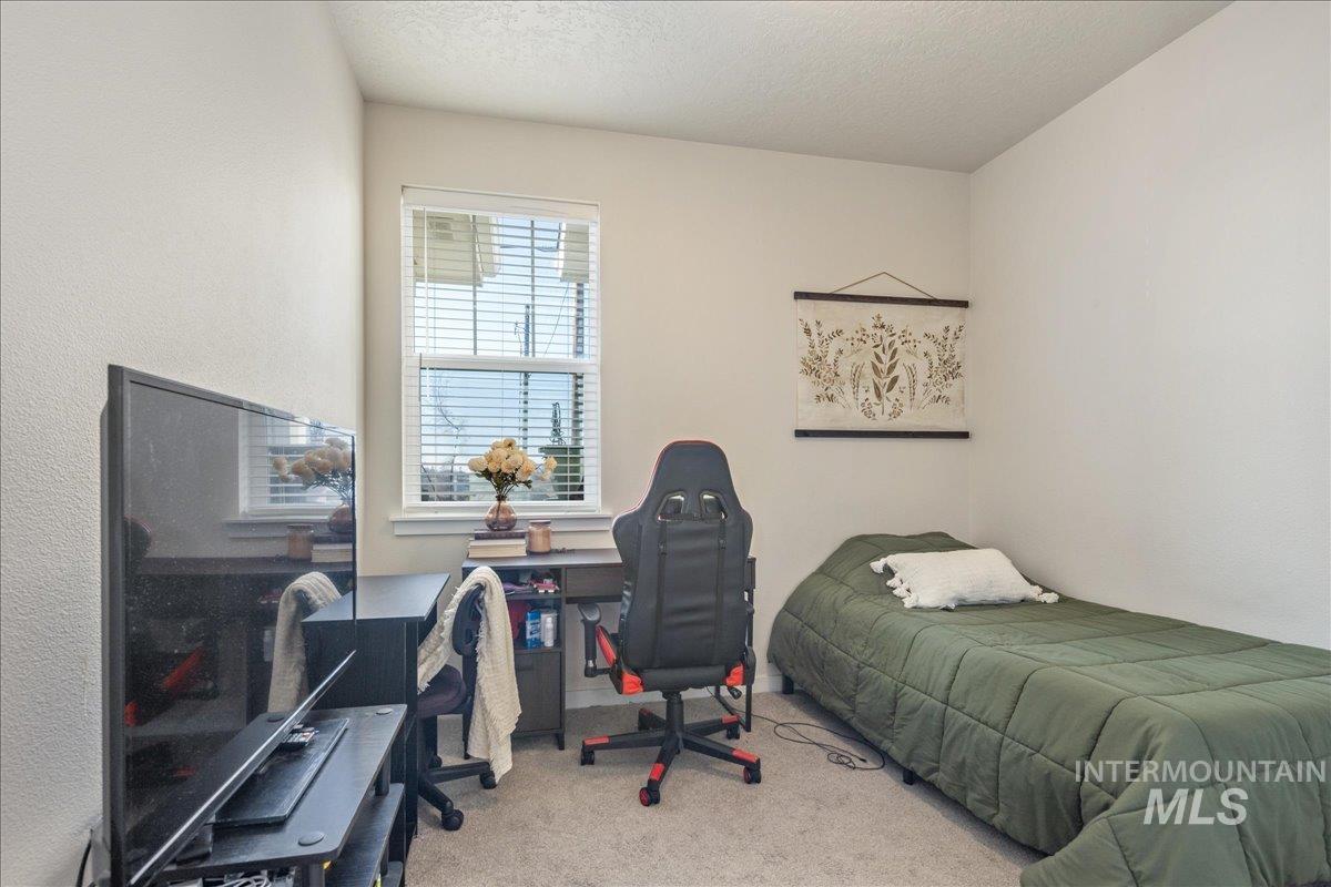 2329 E Spice Loop, Nampa, Idaho 83687, 3 Bedrooms, 3 Bathrooms, Residential For Sale, Price $330,000,MLS 98973398