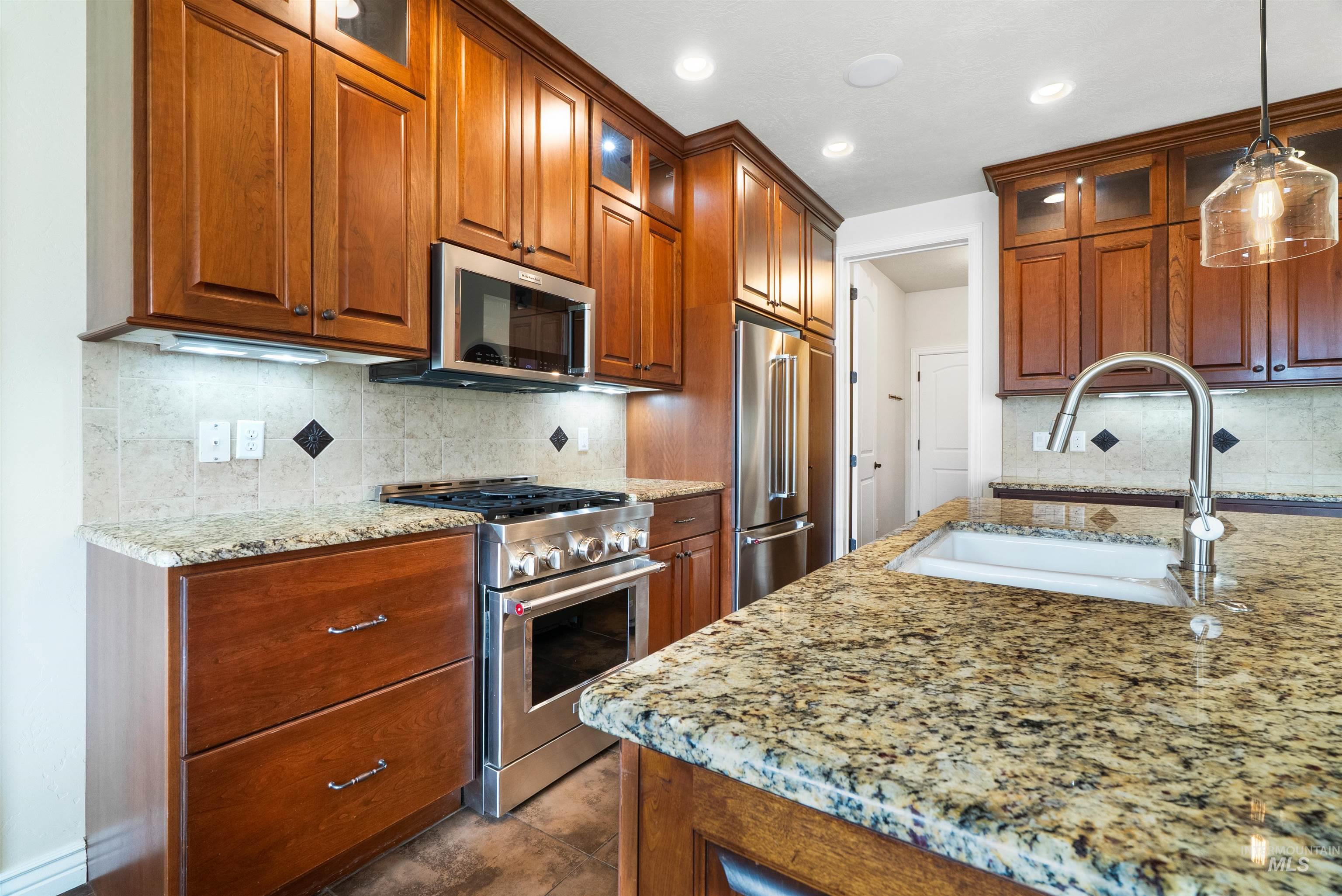 8365 W Tether Street, Boise, Idaho 83709, 3 Bedrooms, 3 Bathrooms, Residential For Sale, Price $634,900,MLS 98973399