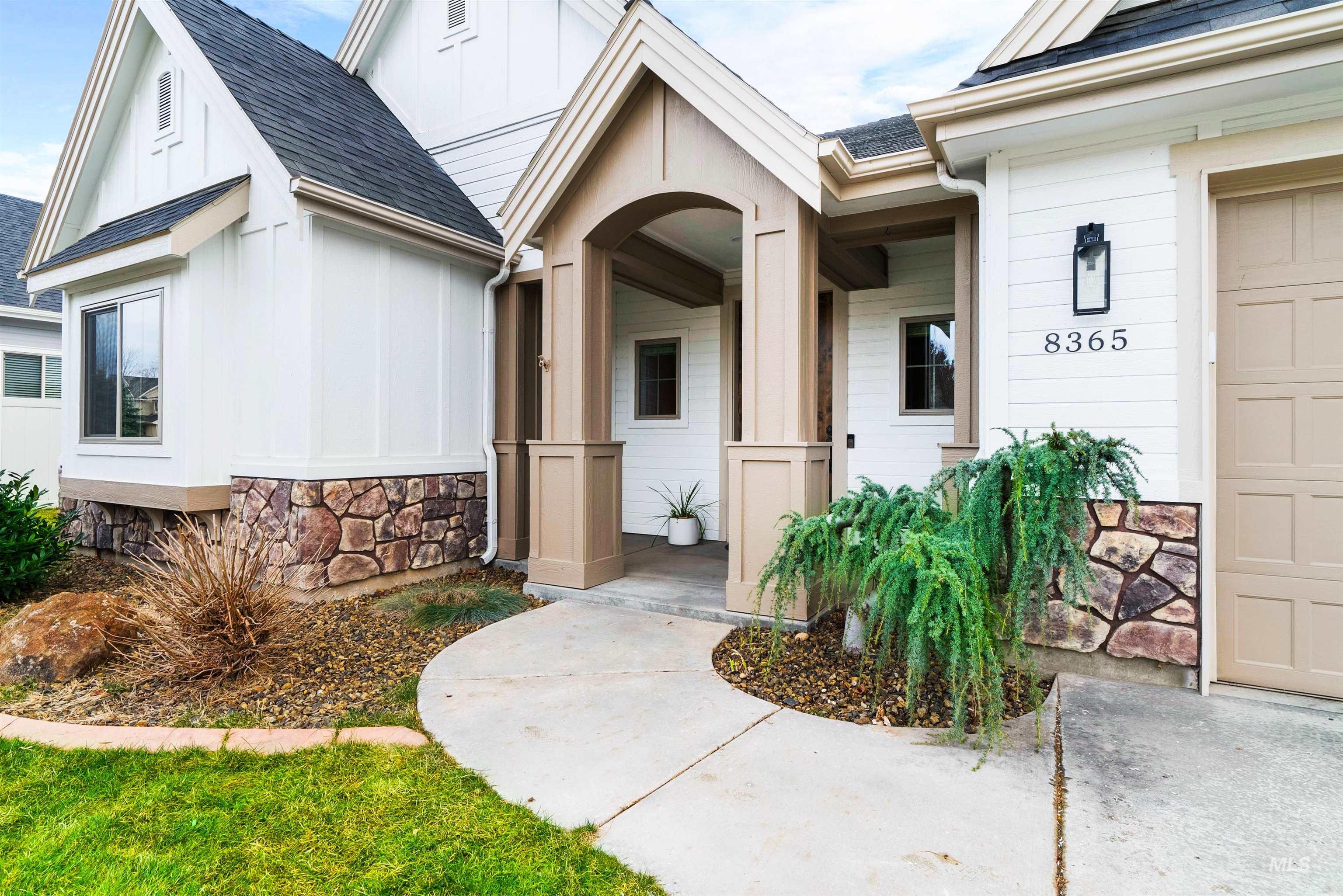 8365 W Tether Street, Boise, Idaho 83709, 3 Bedrooms, 3 Bathrooms, Residential For Sale, Price $634,900,MLS 98973399