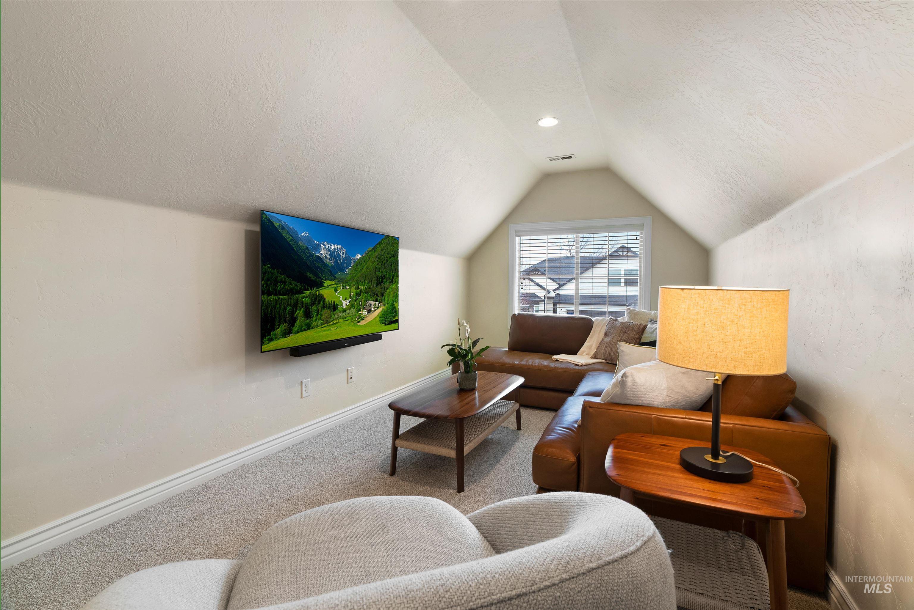 8365 W Tether Street, Boise, Idaho 83709, 3 Bedrooms, 3 Bathrooms, Residential For Sale, Price $634,900,MLS 98973399