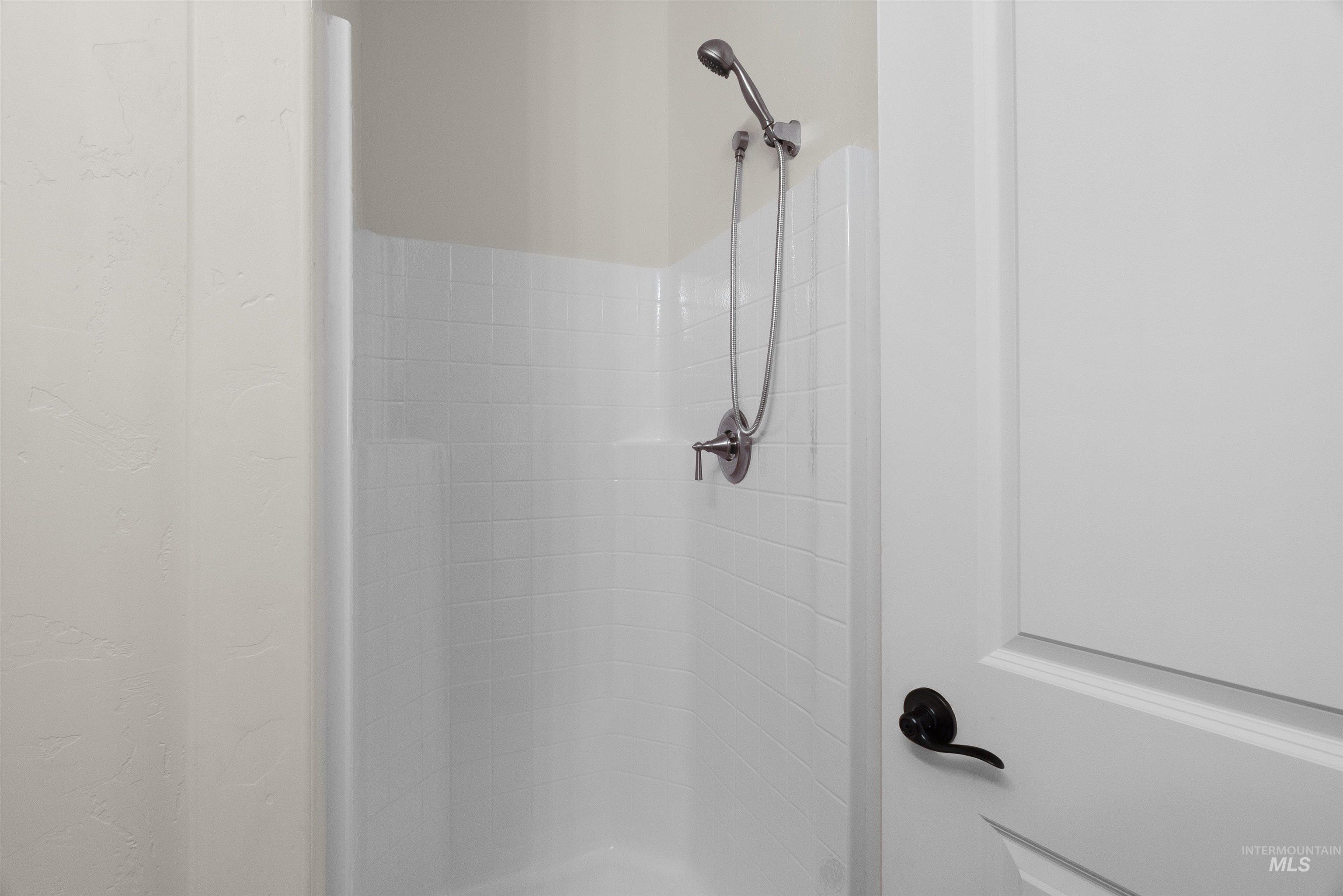 8365 W Tether Street, Boise, Idaho 83709, 3 Bedrooms, 3 Bathrooms, Residential For Sale, Price $634,900,MLS 98973399