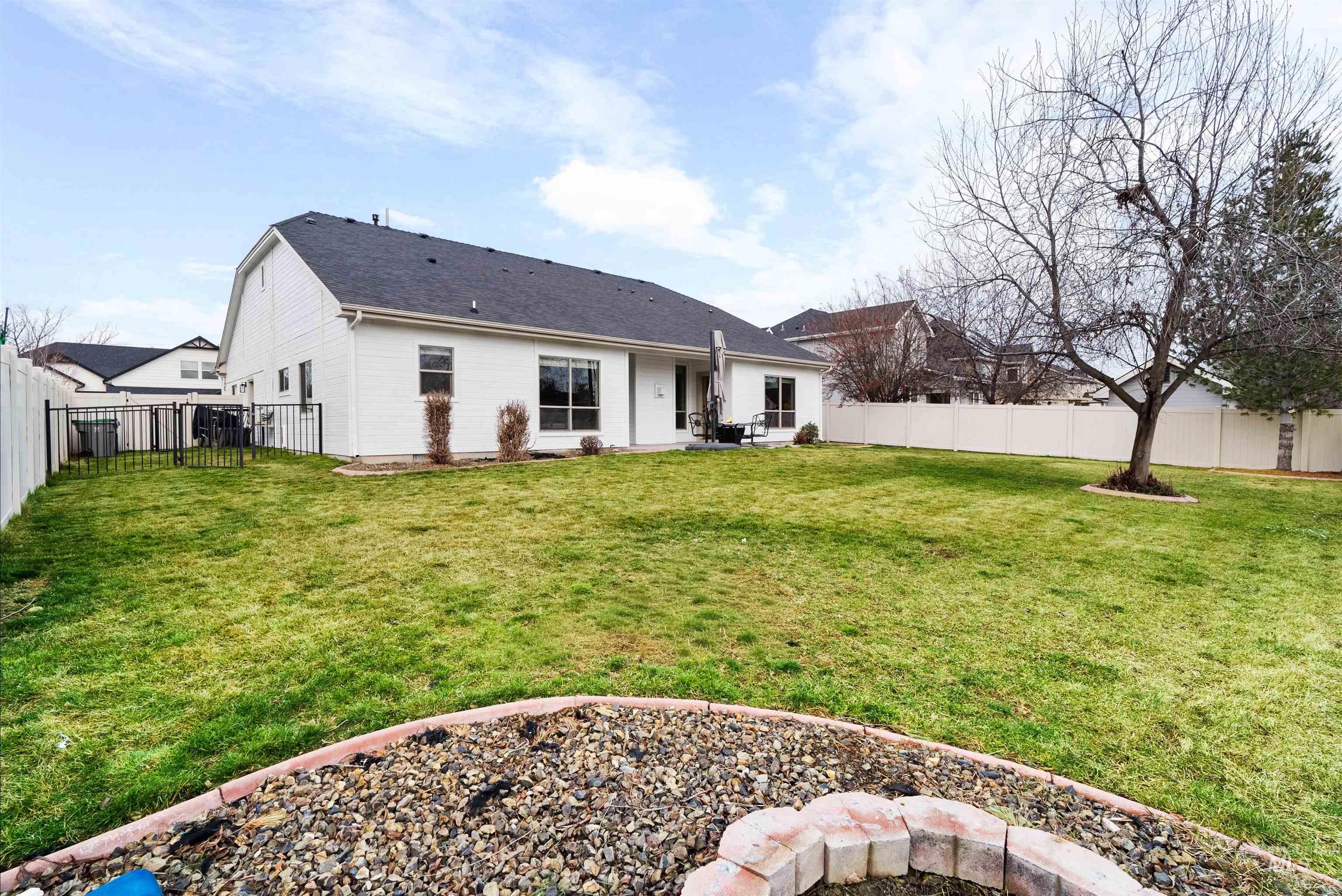 8365 W Tether Street, Boise, Idaho 83709, 3 Bedrooms, 3 Bathrooms, Residential For Sale, Price $634,900,MLS 98973399