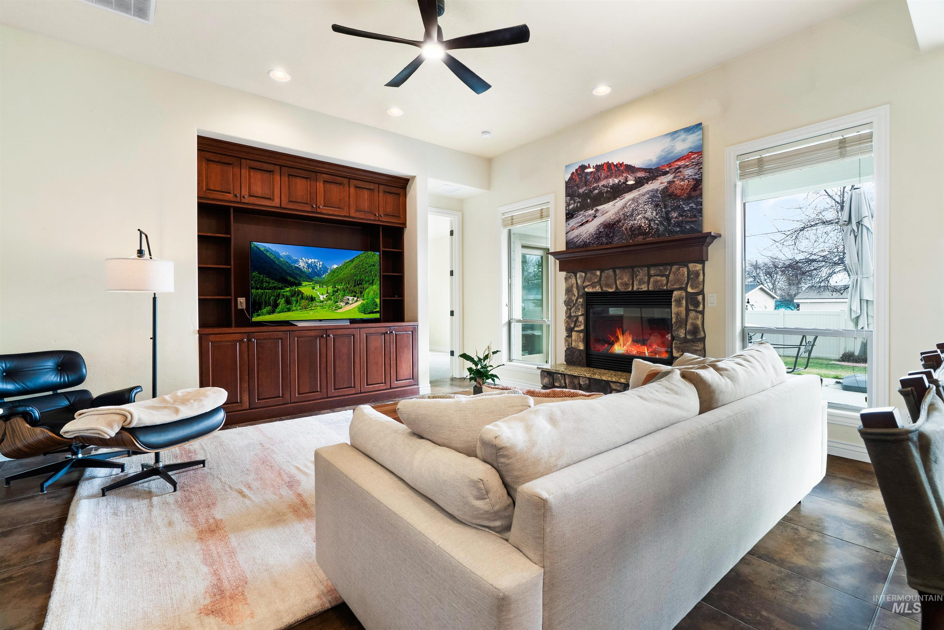 8365 W Tether Street, Boise, Idaho 83709, 3 Bedrooms, 3 Bathrooms, Residential For Sale, Price $634,900,MLS 98973399