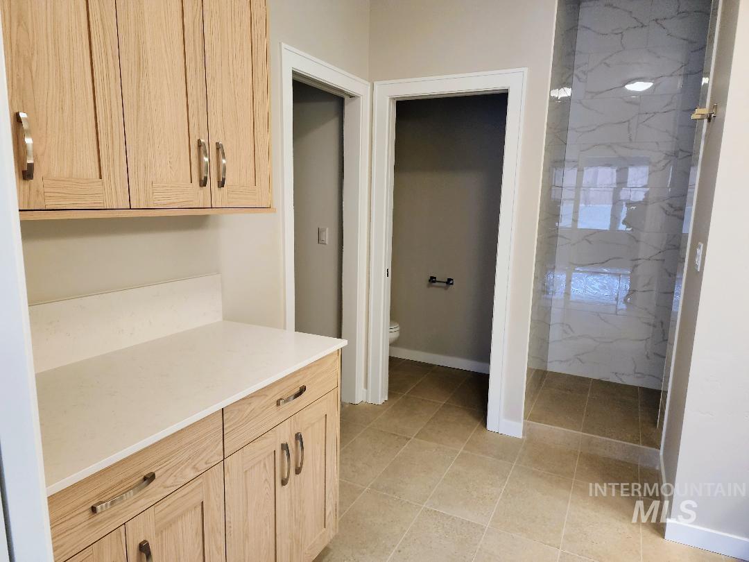 2408 S Hurd Ave., Nampa, Idaho 83686, 3 Bedrooms, 2 Bathrooms, Residential For Sale, Price $634,900,MLS 98973402