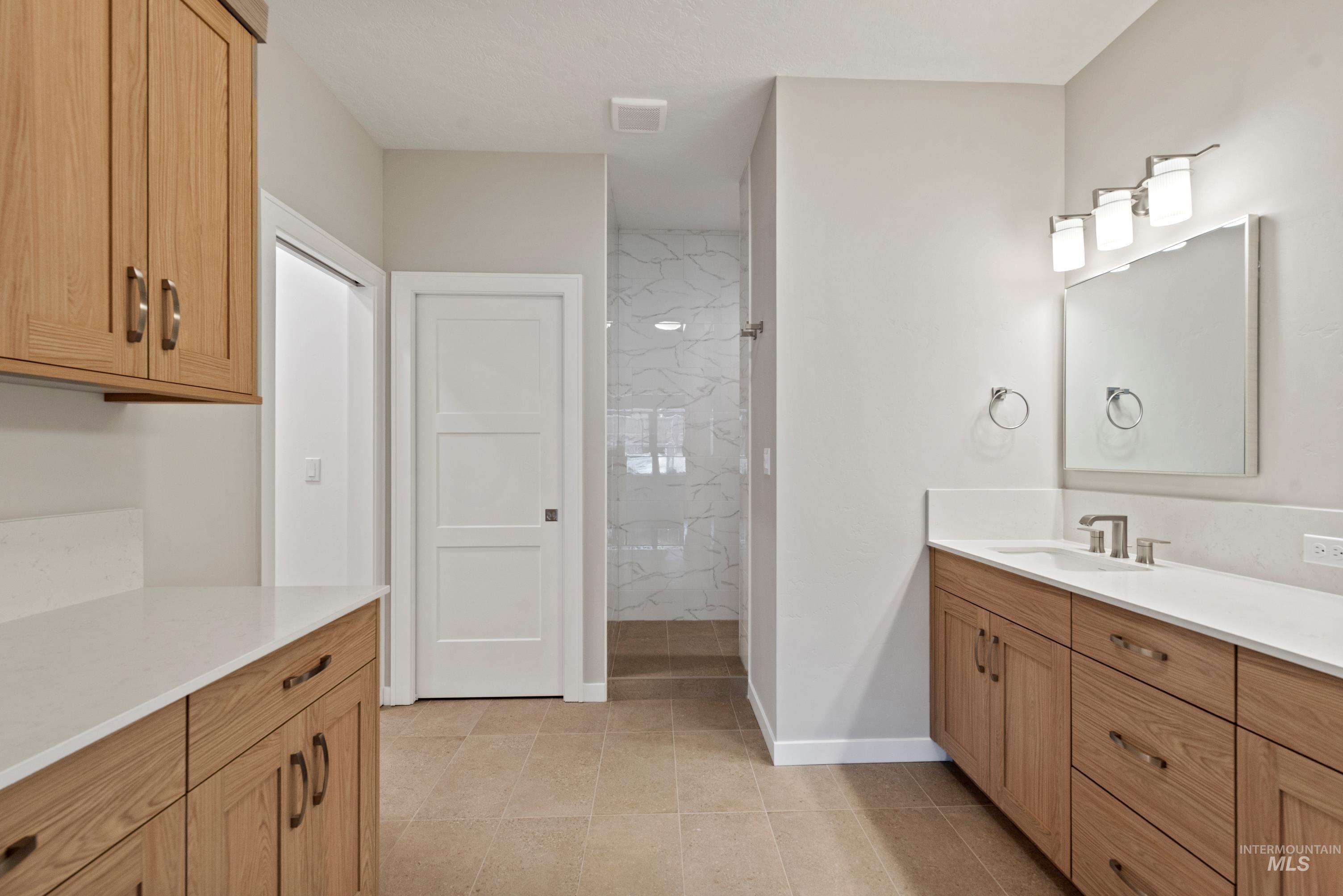 2408 S Hurd Ave., Nampa, Idaho 83686, 3 Bedrooms, 2 Bathrooms, Residential For Sale, Price $634,900, 98973402