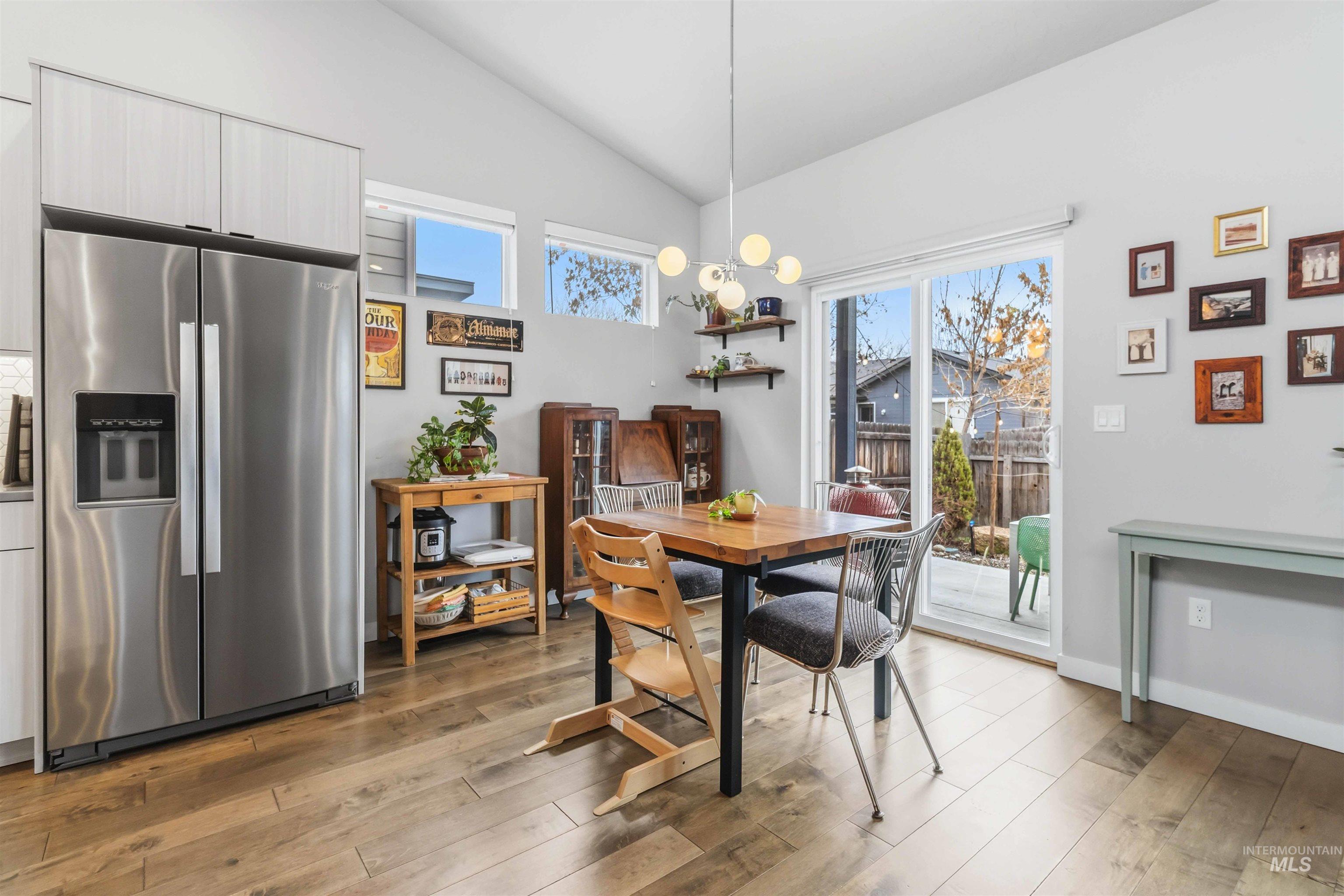 5961 W Lucky Lane, Boise, Idaho 83703, 3 Bedrooms, 2 Bathrooms, Residential For Sale, Price $529,900,MLS 98973404