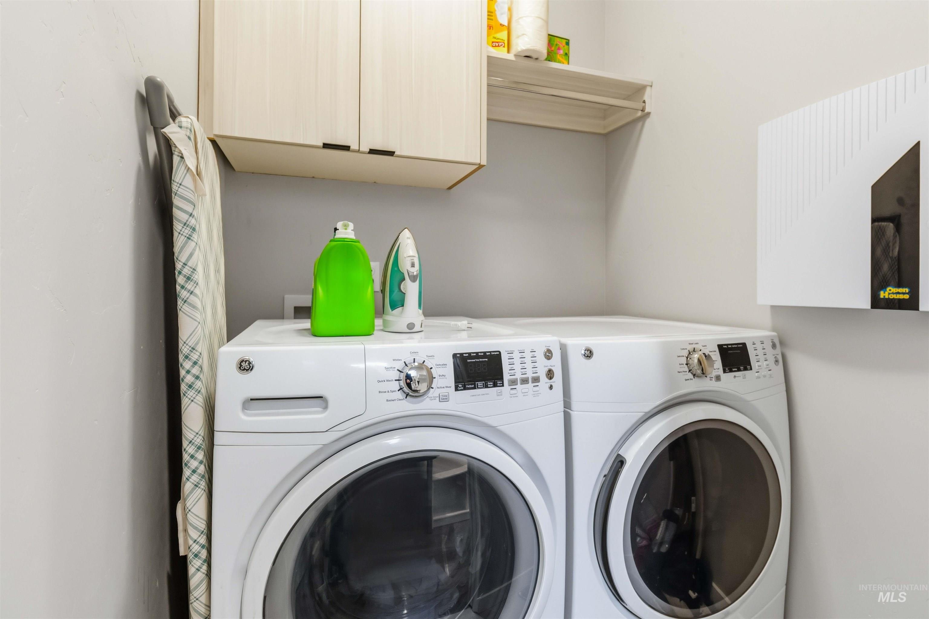 5961 W Lucky Lane, Boise, Idaho 83703, 3 Bedrooms, 2 Bathrooms, Residential For Sale, Price $529,900,MLS 98973404