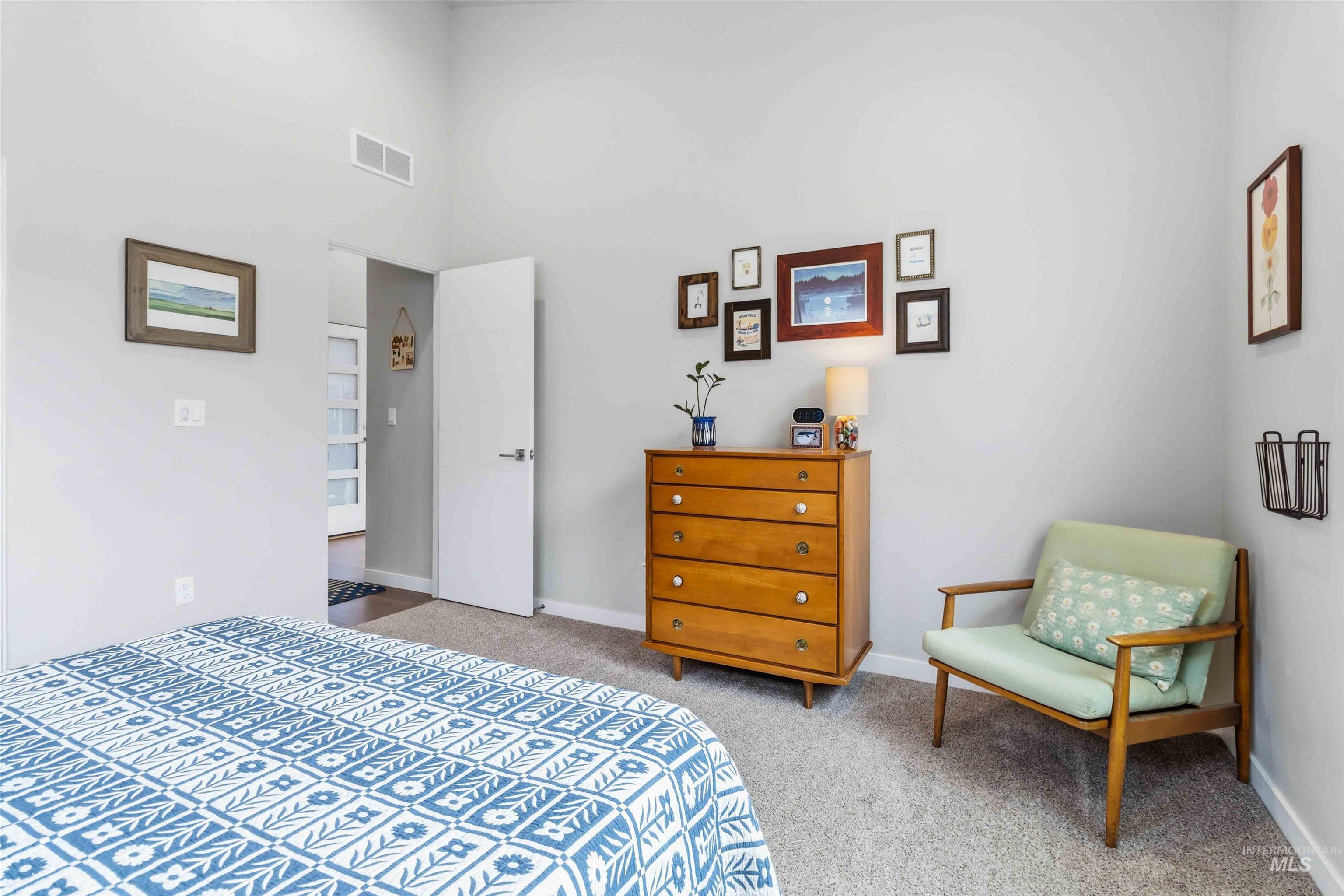 5961 W Lucky Lane, Boise, Idaho 83703, 3 Bedrooms, 2 Bathrooms, Residential For Sale, Price $529,900,MLS 98973404