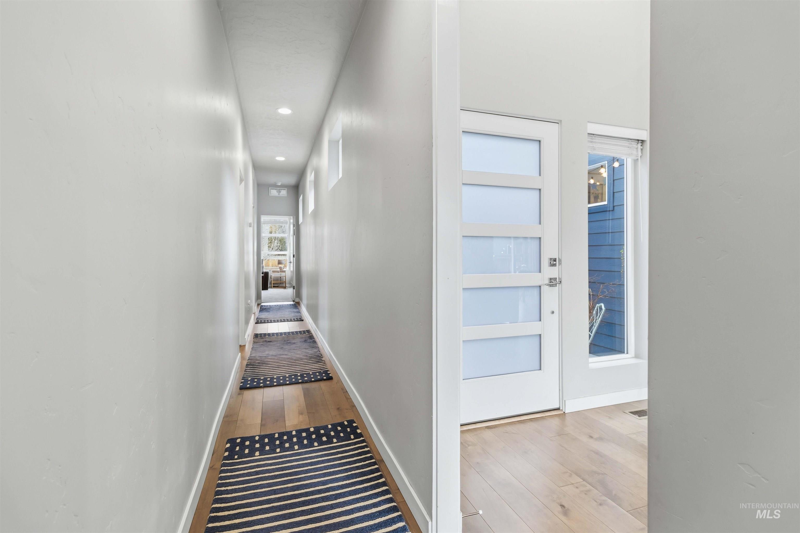 5961 W Lucky Lane, Boise, Idaho 83703, 3 Bedrooms, 2 Bathrooms, Residential For Sale, Price $529,900,MLS 98973404