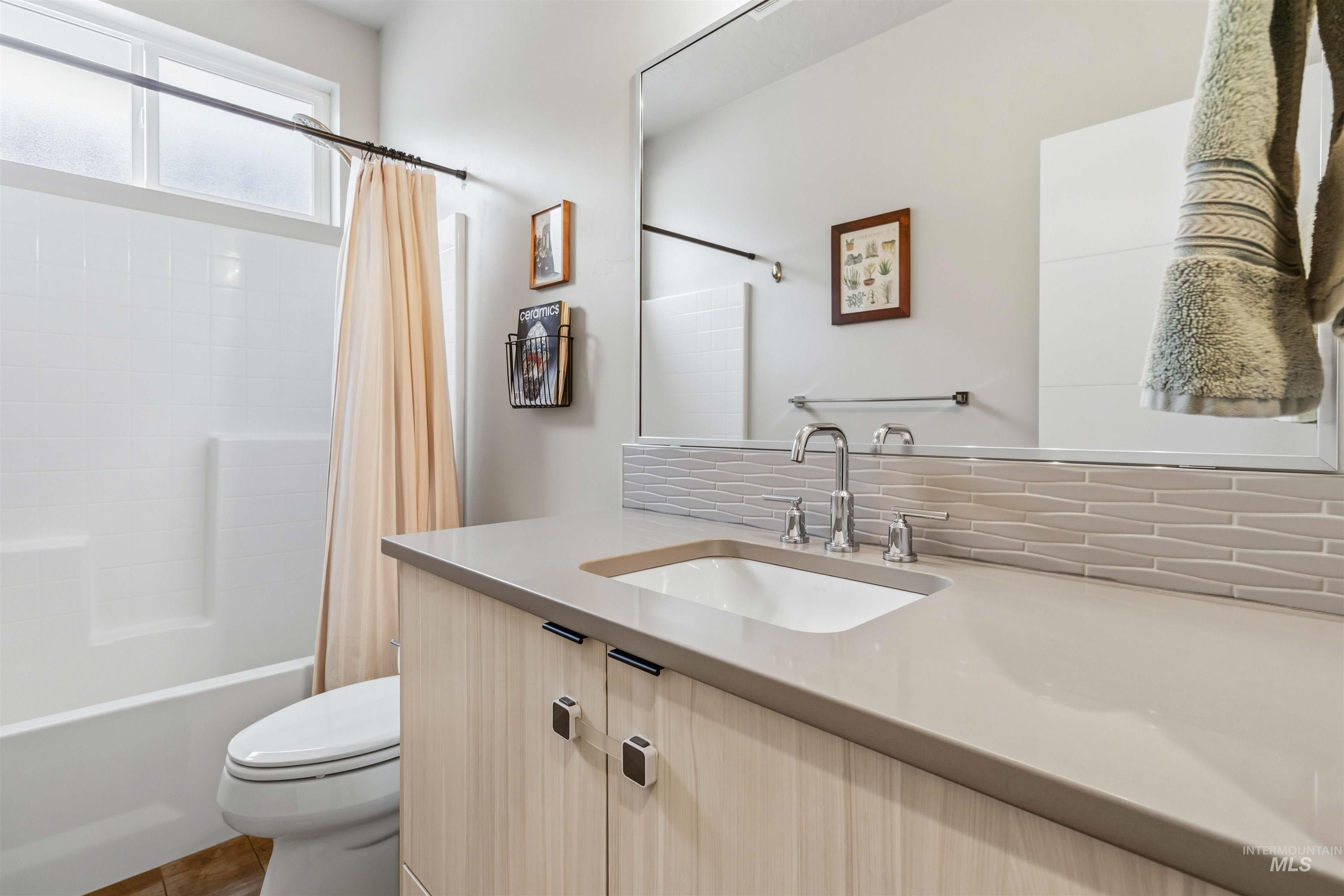 5961 W Lucky Lane, Boise, Idaho 83703, 3 Bedrooms, 2 Bathrooms, Residential For Sale, Price $529,900,MLS 98973404