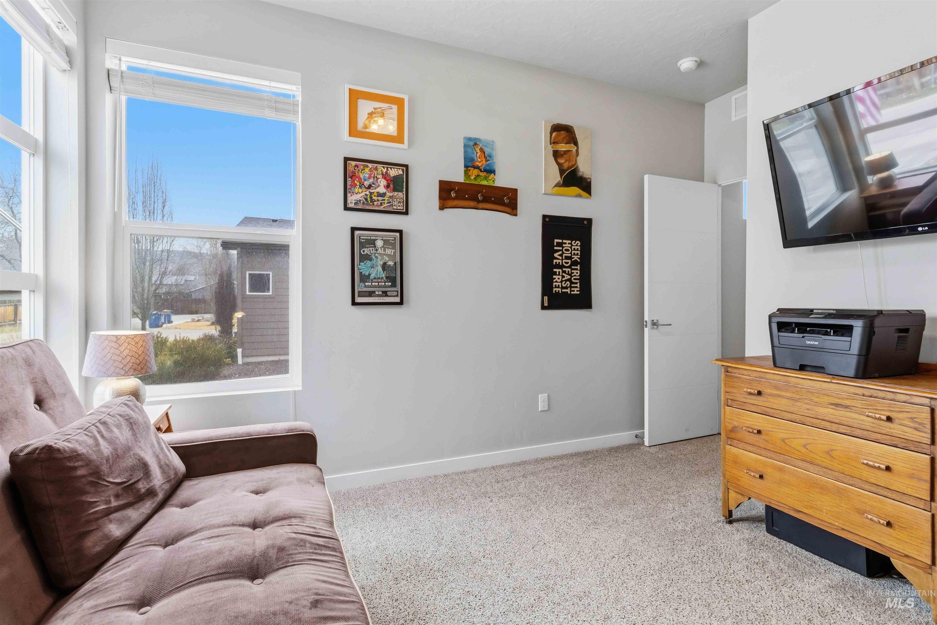 5961 W Lucky Lane, Boise, Idaho 83703, 3 Bedrooms, 2 Bathrooms, Residential For Sale, Price $529,900,MLS 98973404