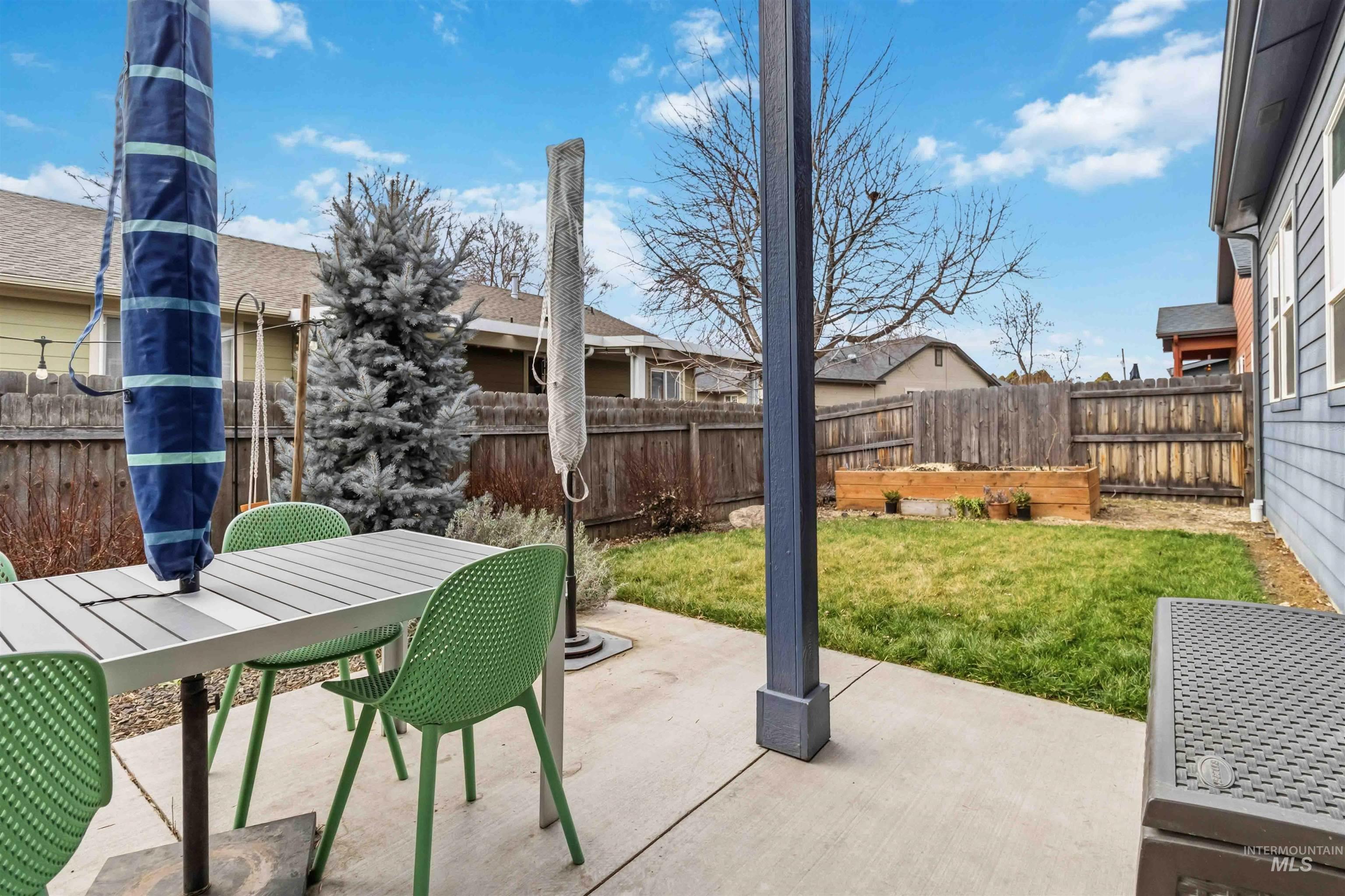 5961 W Lucky Lane, Boise, Idaho 83703, 3 Bedrooms, 2 Bathrooms, Residential For Sale, Price $529,900,MLS 98973404