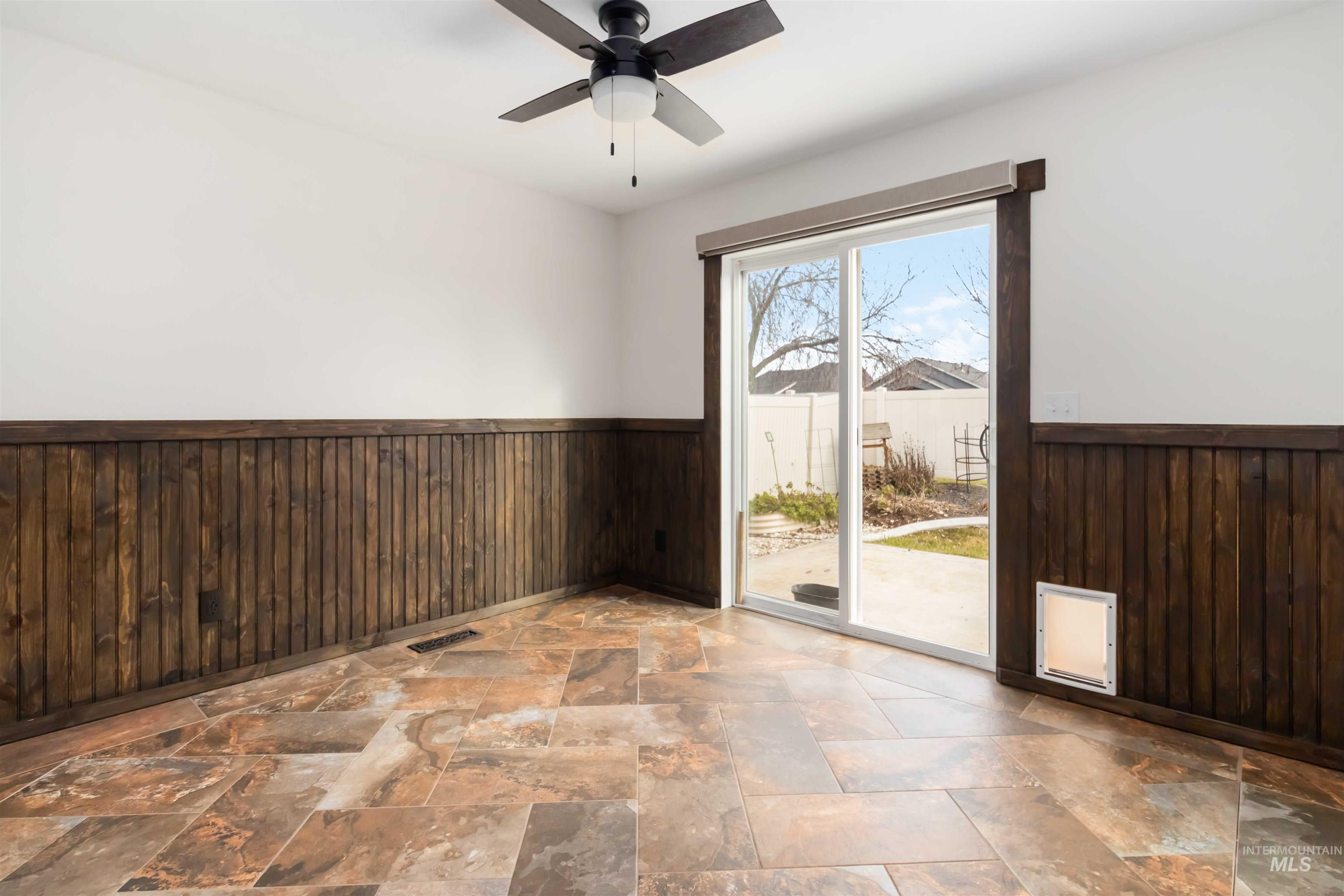 18380 Harvester Ave, Nampa, Idaho 83687, 3 Bedrooms, 2 Bathrooms, Residential For Sale, Price $460,000,MLS 98973406