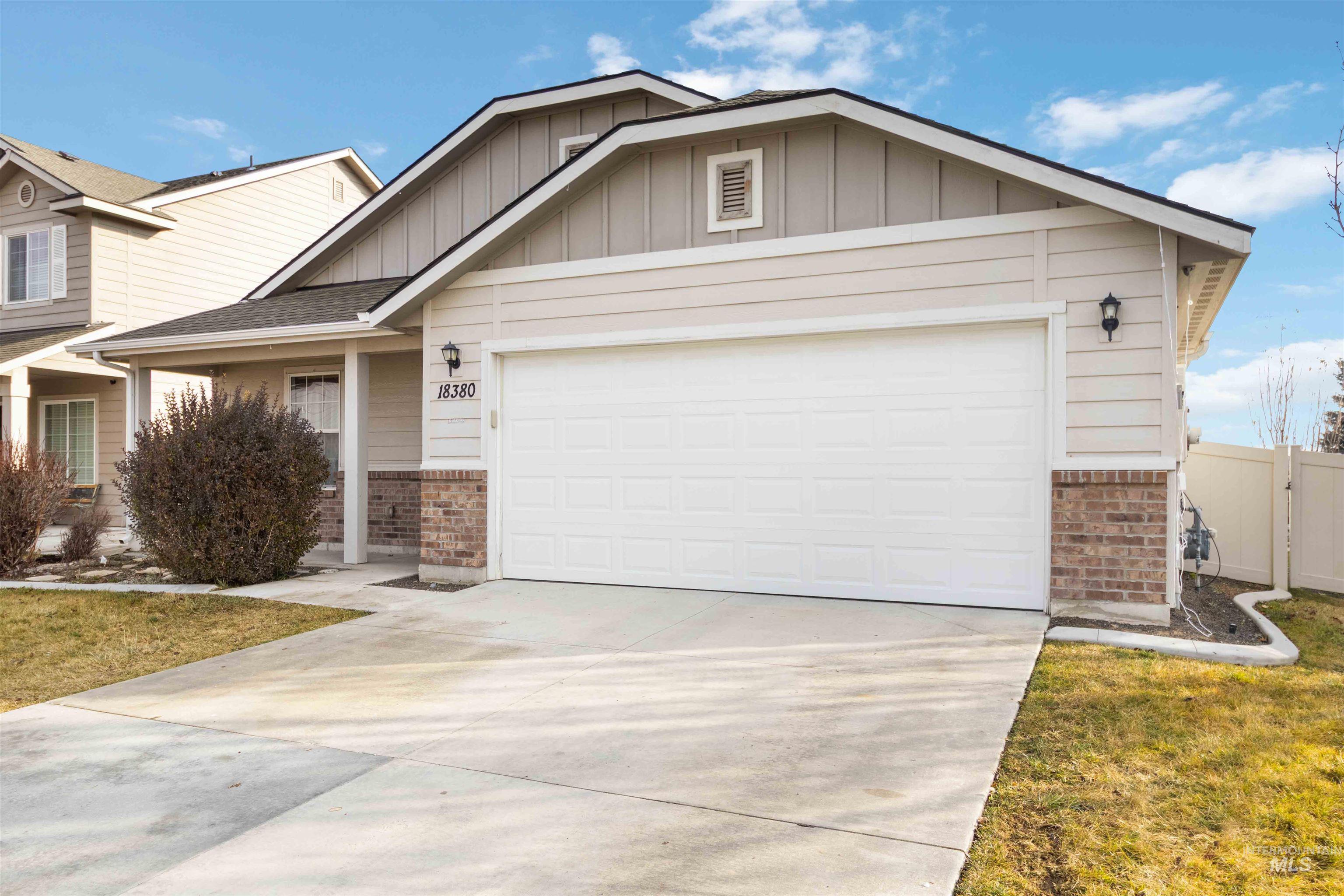 18380 Harvester Ave, Nampa, Idaho 83687, 3 Bedrooms, 2 Bathrooms, Residential For Sale, Price $460,000,MLS 98973406