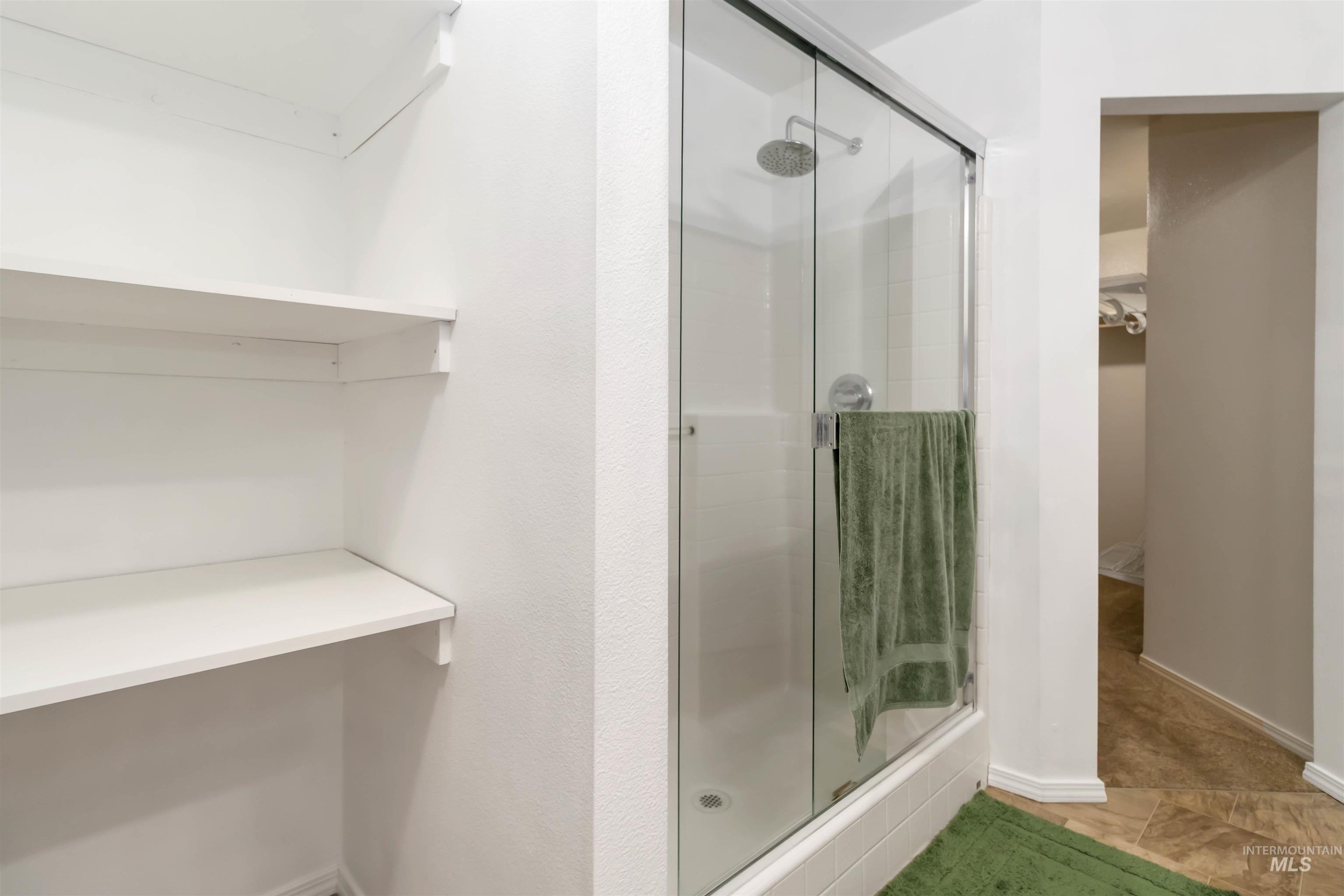 18380 Harvester Ave, Nampa, Idaho 83687, 3 Bedrooms, 2 Bathrooms, Residential For Sale, Price $460,000,MLS 98973406