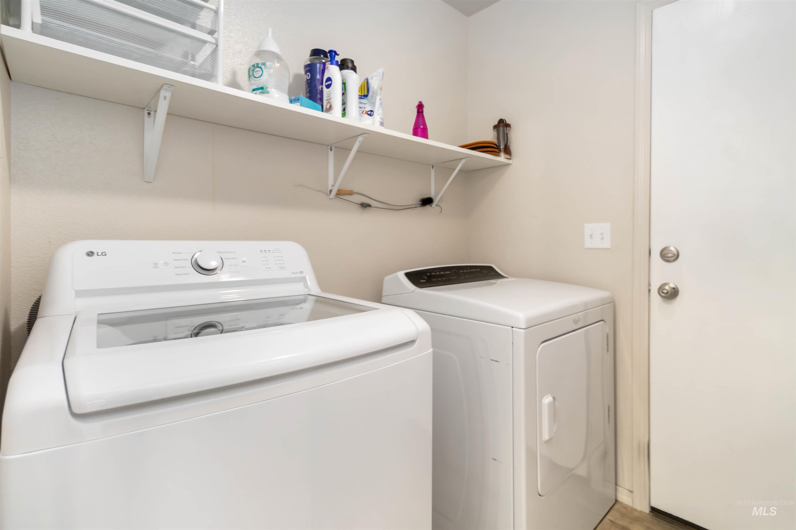 18380 Harvester Ave, Nampa, Idaho 83687, 3 Bedrooms, 2 Bathrooms, Residential For Sale, Price $460,000,MLS 98973406