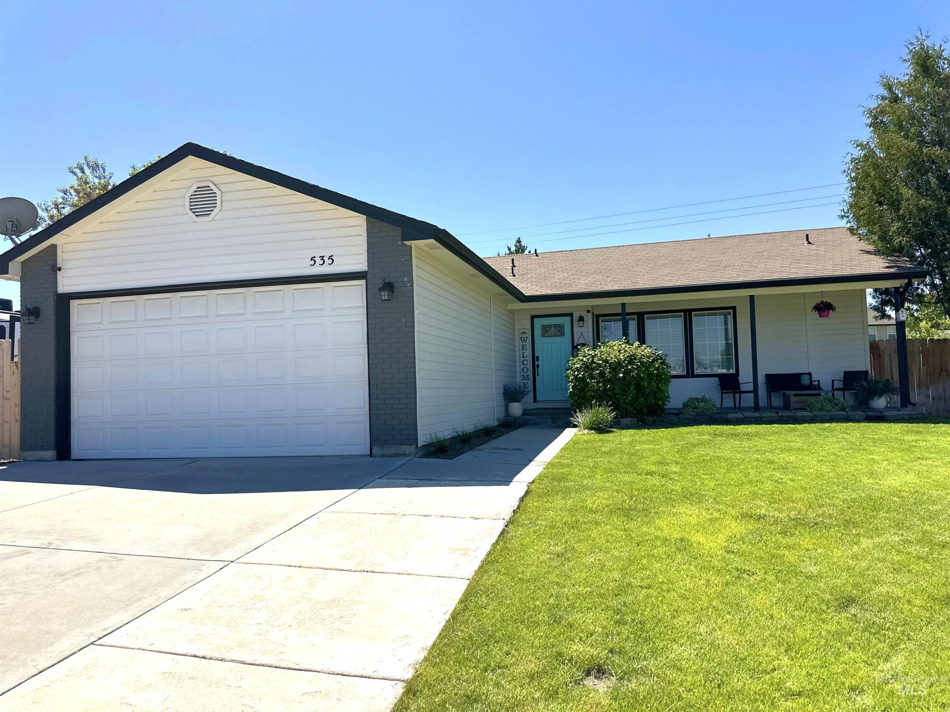 535 Seasons Ct, Nampa, Idaho 83686, 4 Bedrooms, 3 Bathrooms, Residential For Sale, Price $425,000,MLS 98973409