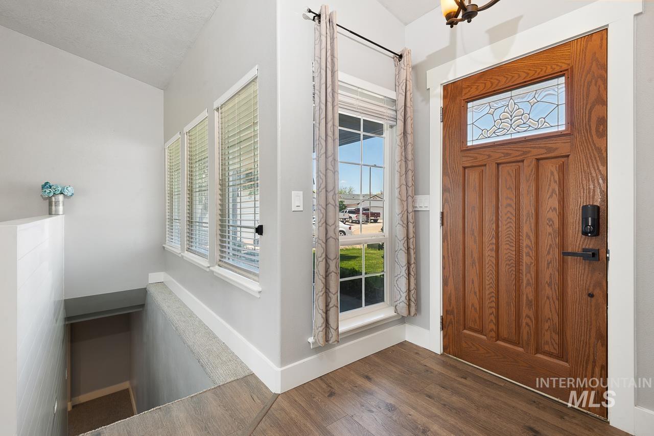 535 Seasons Ct, Nampa, Idaho 83686, 4 Bedrooms, 3 Bathrooms, Residential For Sale, Price $415,000, 98973409