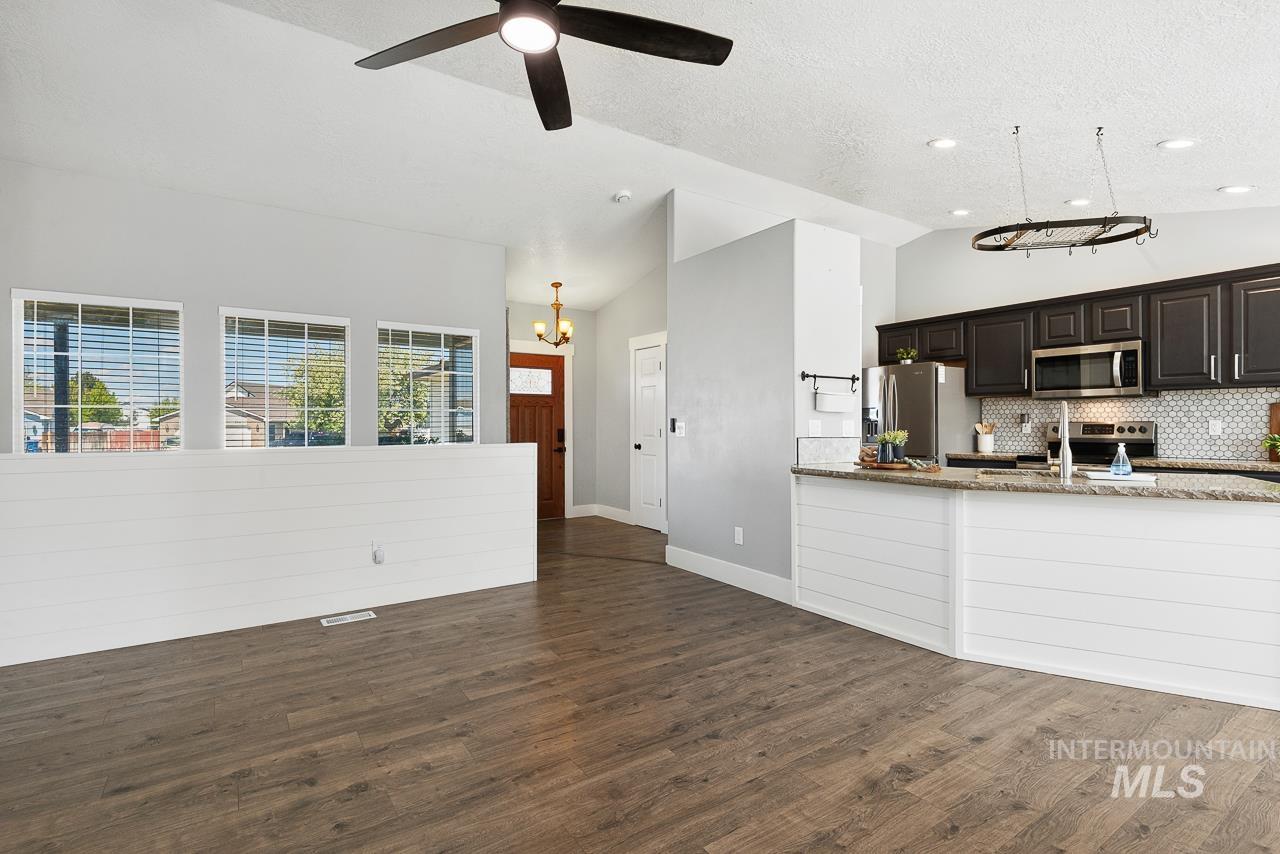 535 Seasons Ct, Nampa, Idaho 83686, 4 Bedrooms, 3 Bathrooms, Residential For Sale, Price $415,000, 98973409